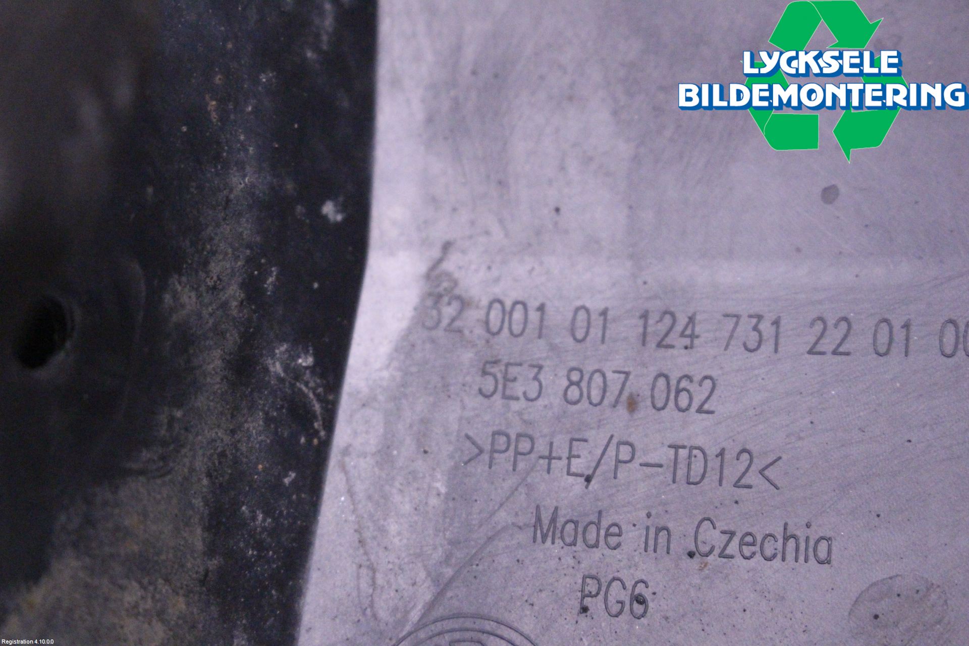 Skoda OCTAVIA (5E) 13-20 Spoiler Fram