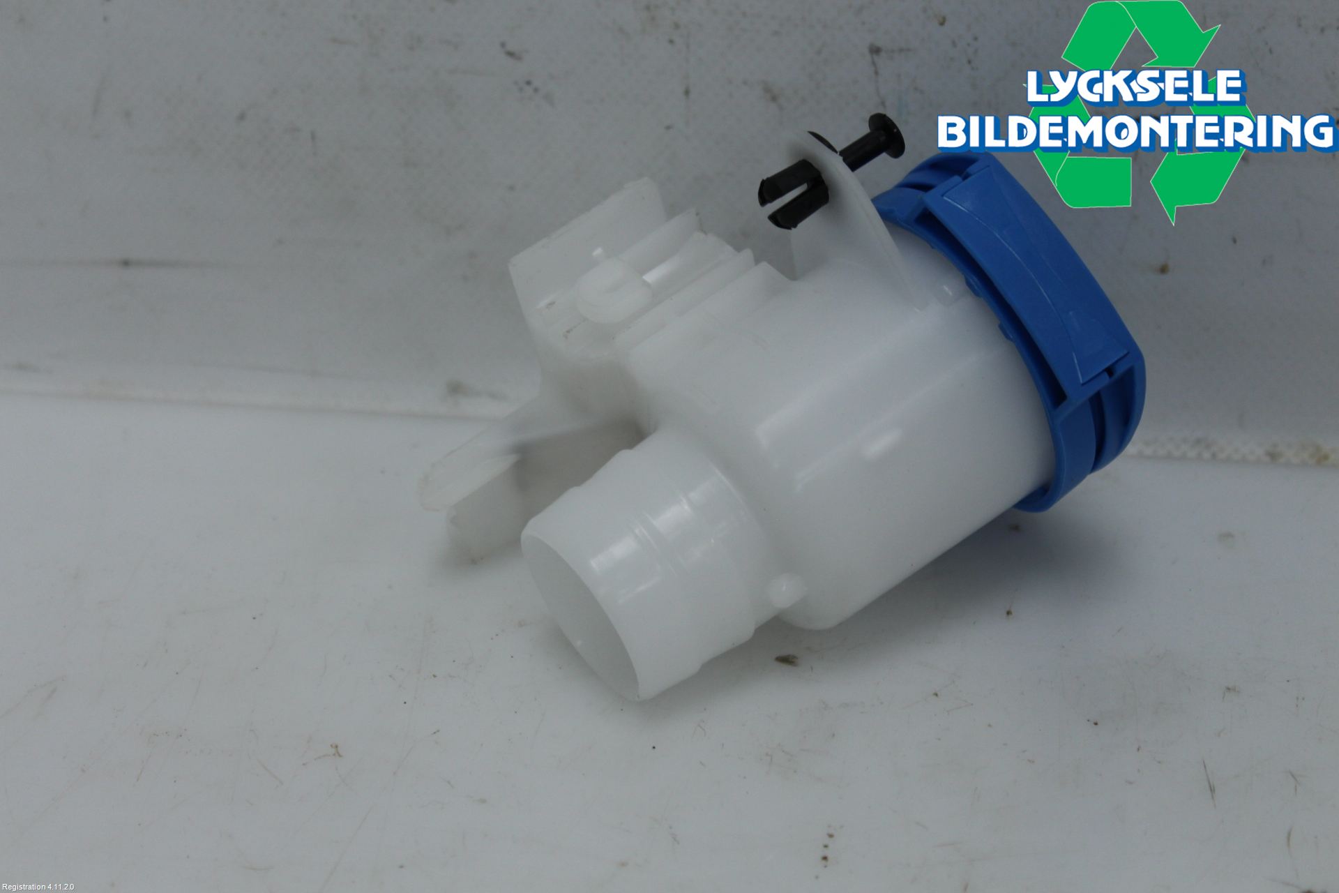 Volkswagen VW GOLF / E-GOLF VIII 20- Spolartanklock