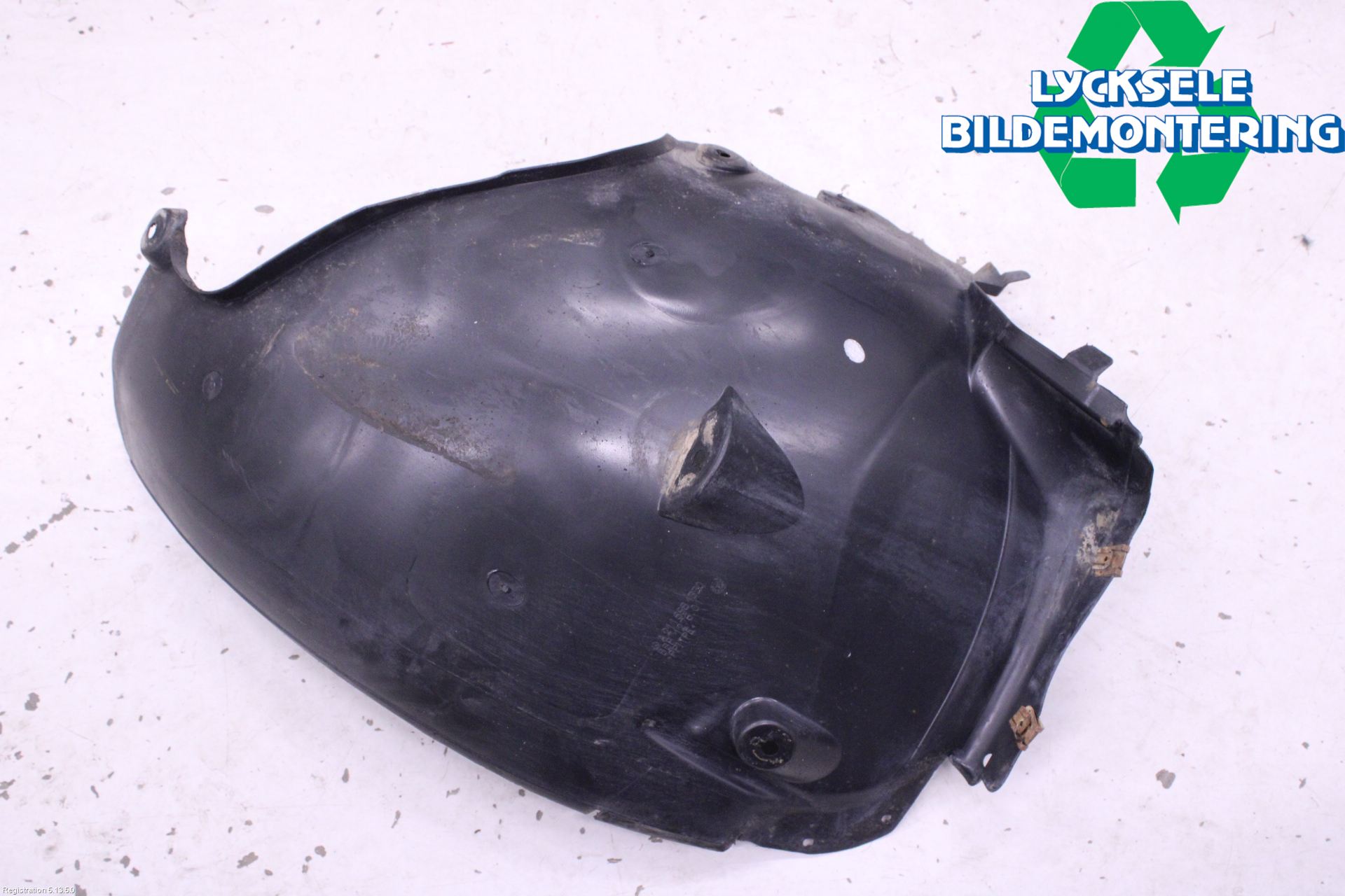 Mercedes-Benz MB E-KLASS (W211) 02-09 Skärm Inner