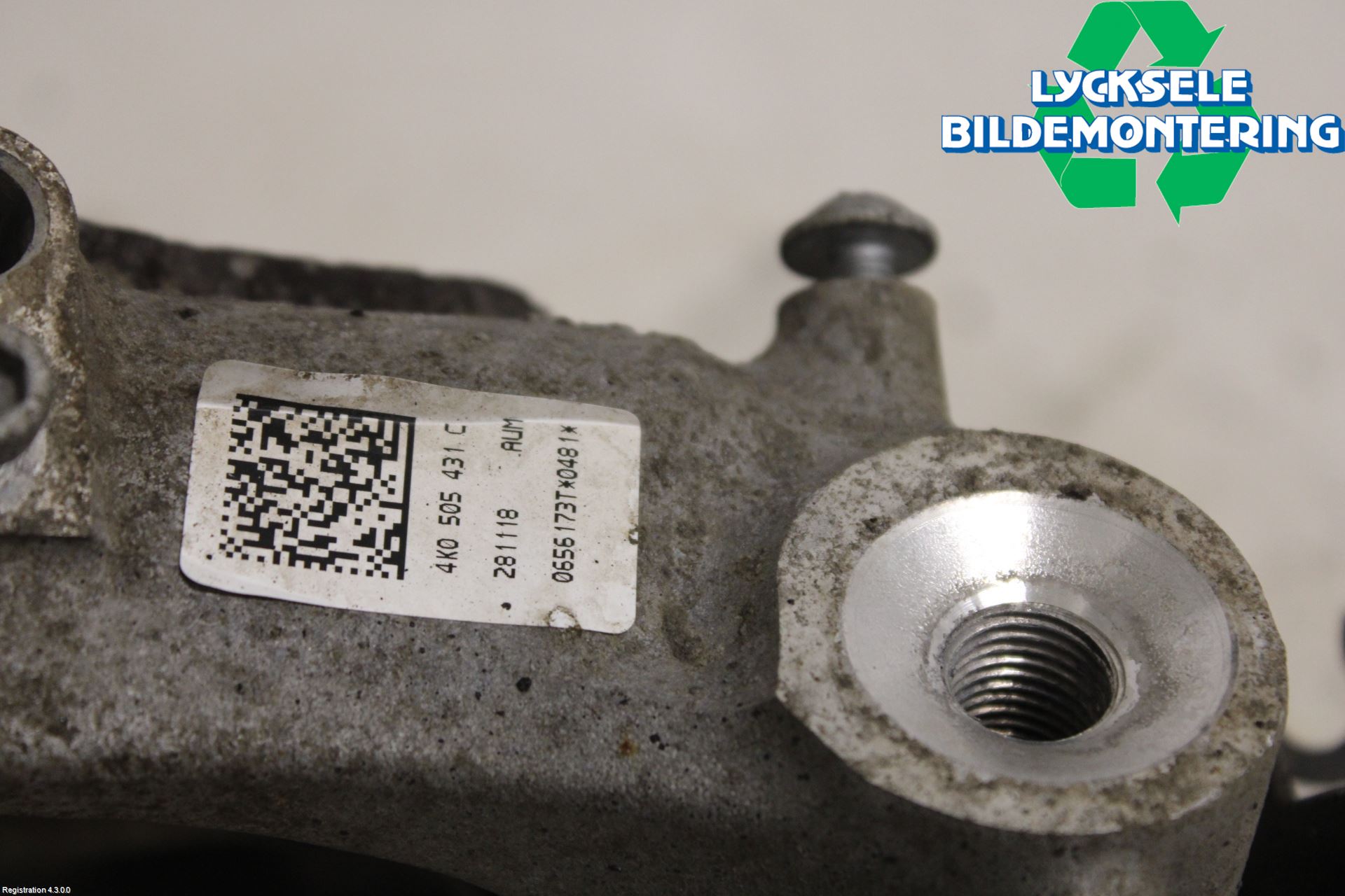 Audi A6 F2/C8 19- Hjullagerhus Bak Vä