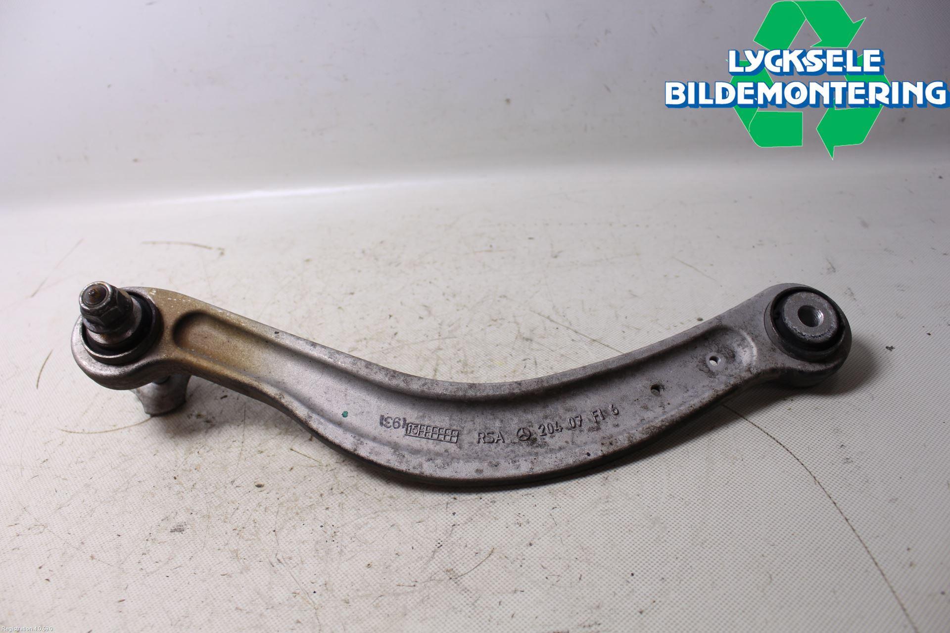 Mercedes-Benz MB E-KLASS (W212) 09-16 Bärarm Bak Vänster