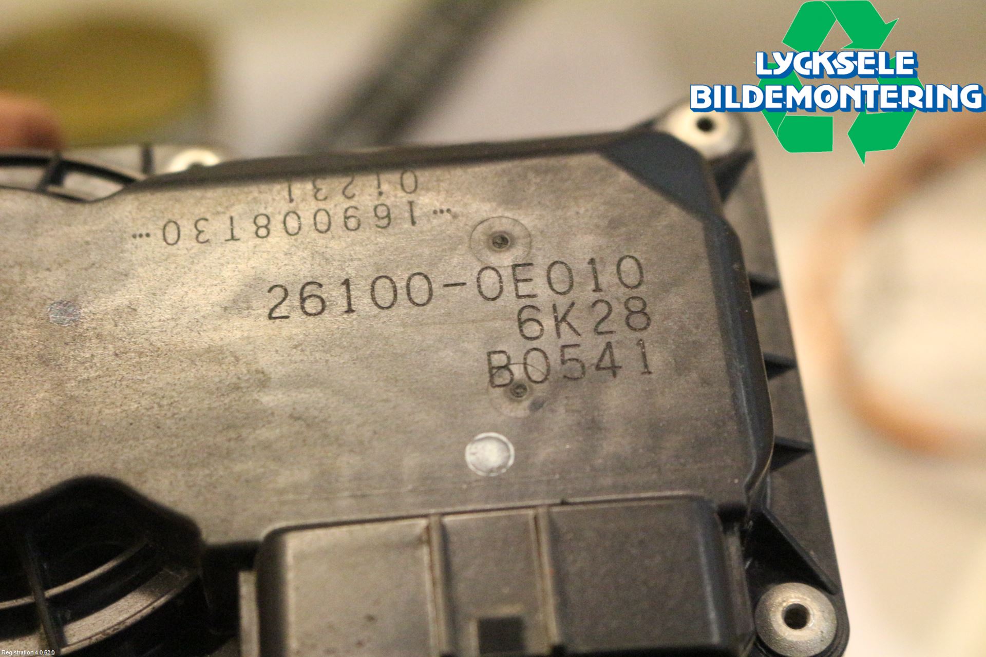 Toyota HILUX 16- Injspjällhus