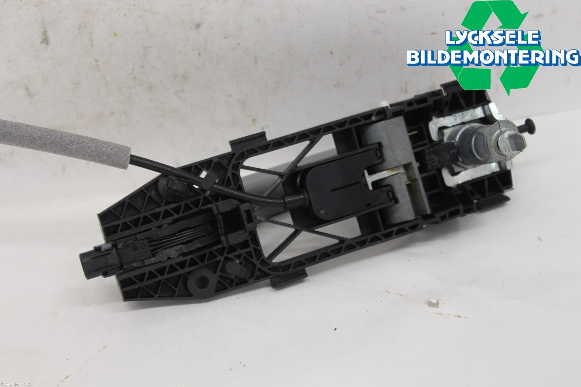 Skoda KAMIQ 20- Dörrhandtag Yttre Vä