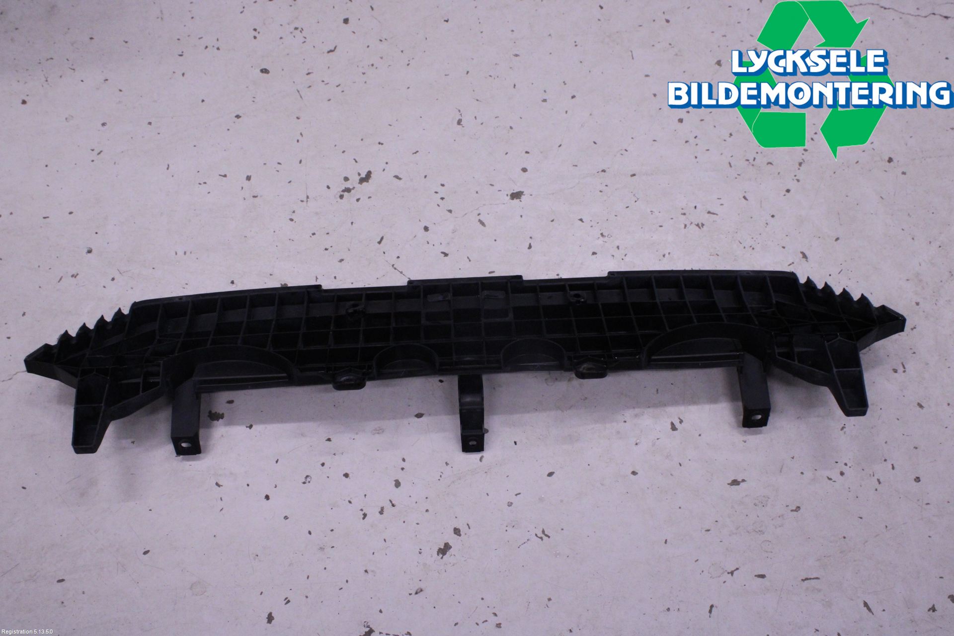 Subaru XV 12-17 Hasplåt Plåt-Plast