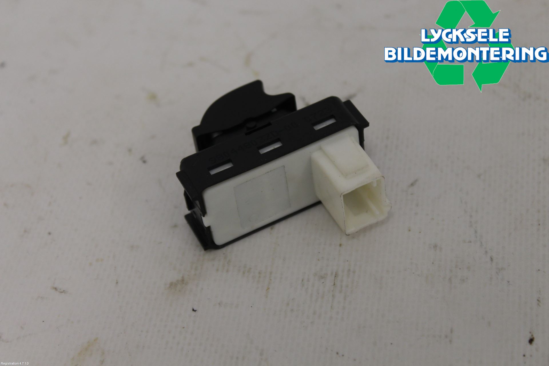 Peugeot 308/E-308 21- Strömställare Elhiss