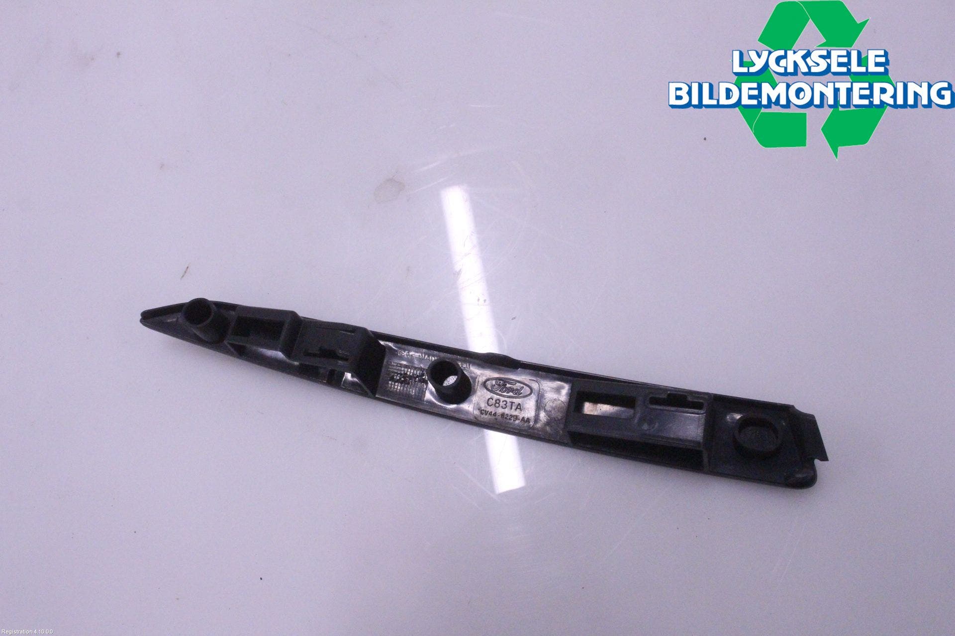Ford KUGA 13-16 Grill-Galler