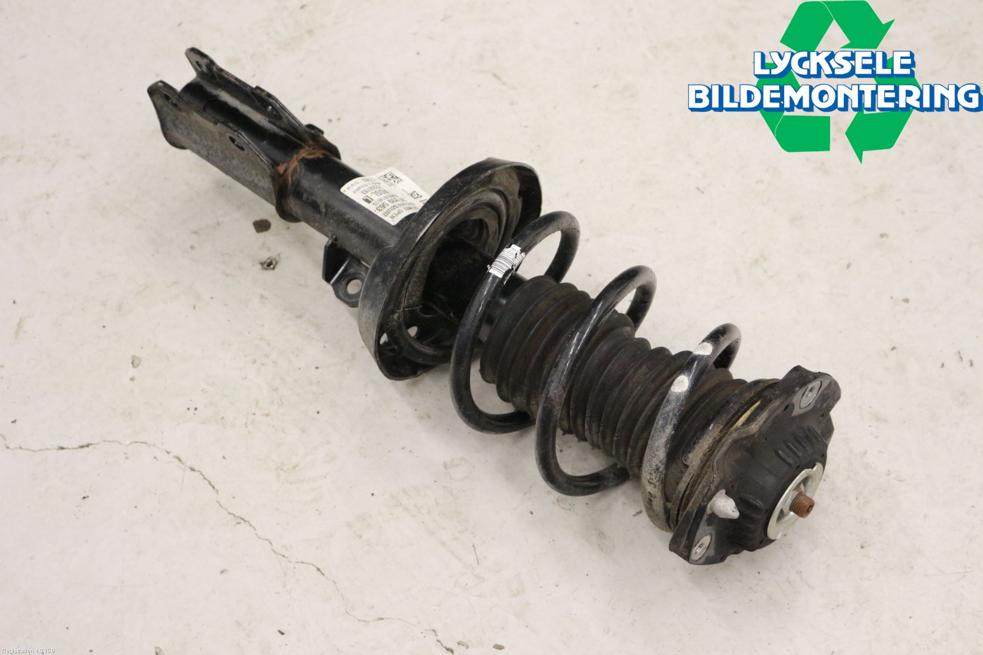 Opel ASTRA K 16-22 Fjäderben Fram Vänster