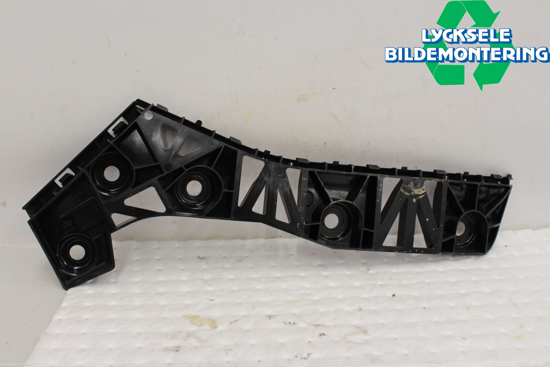 Seat TARRACO 19- Stötfångarfäste Bak Hö