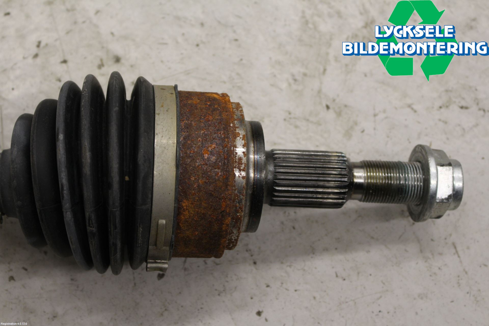 Ford FOCUS 19- Drivaxel Fram Vänster