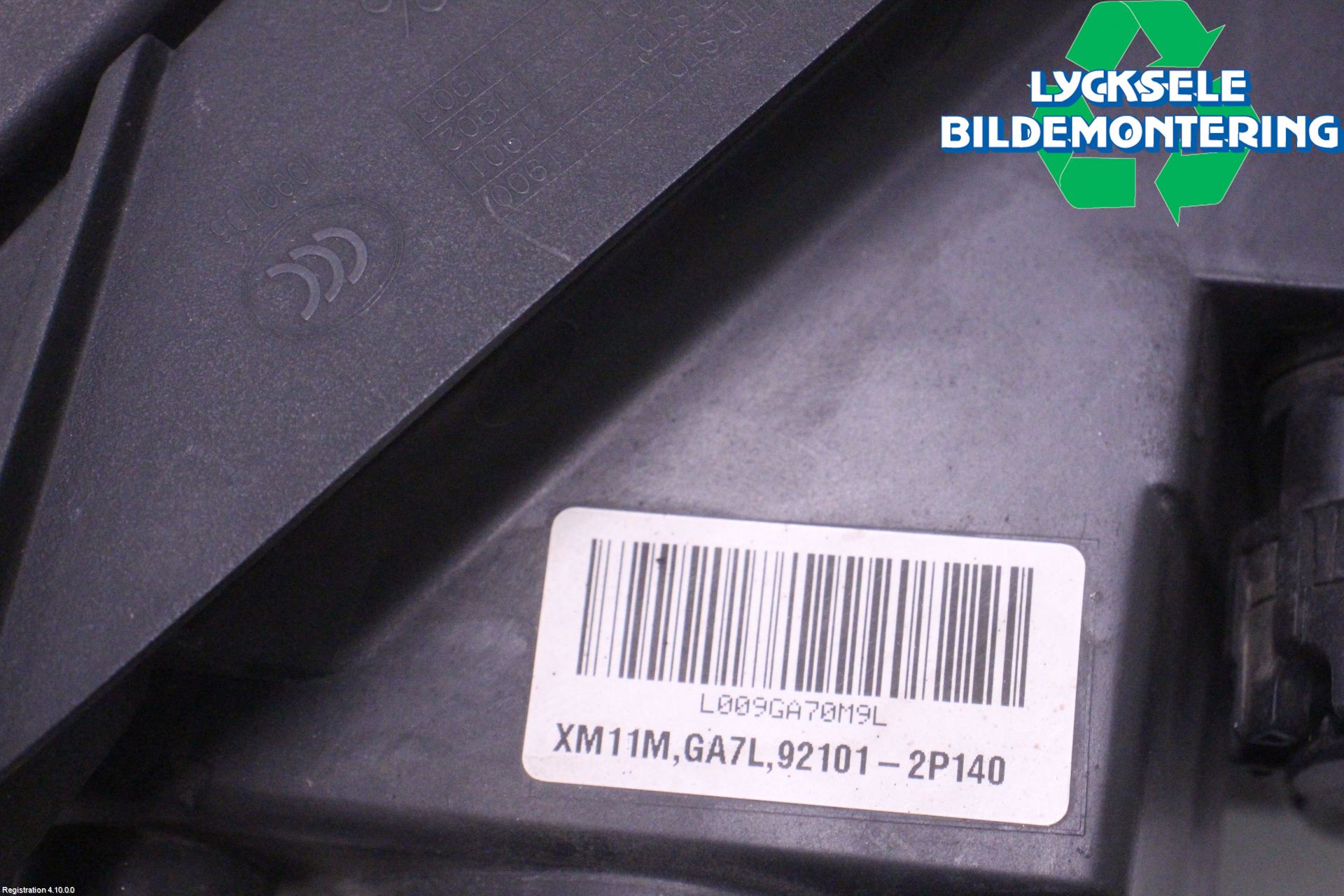 Kia SORENTO 10-14 Strålkastare Vänster