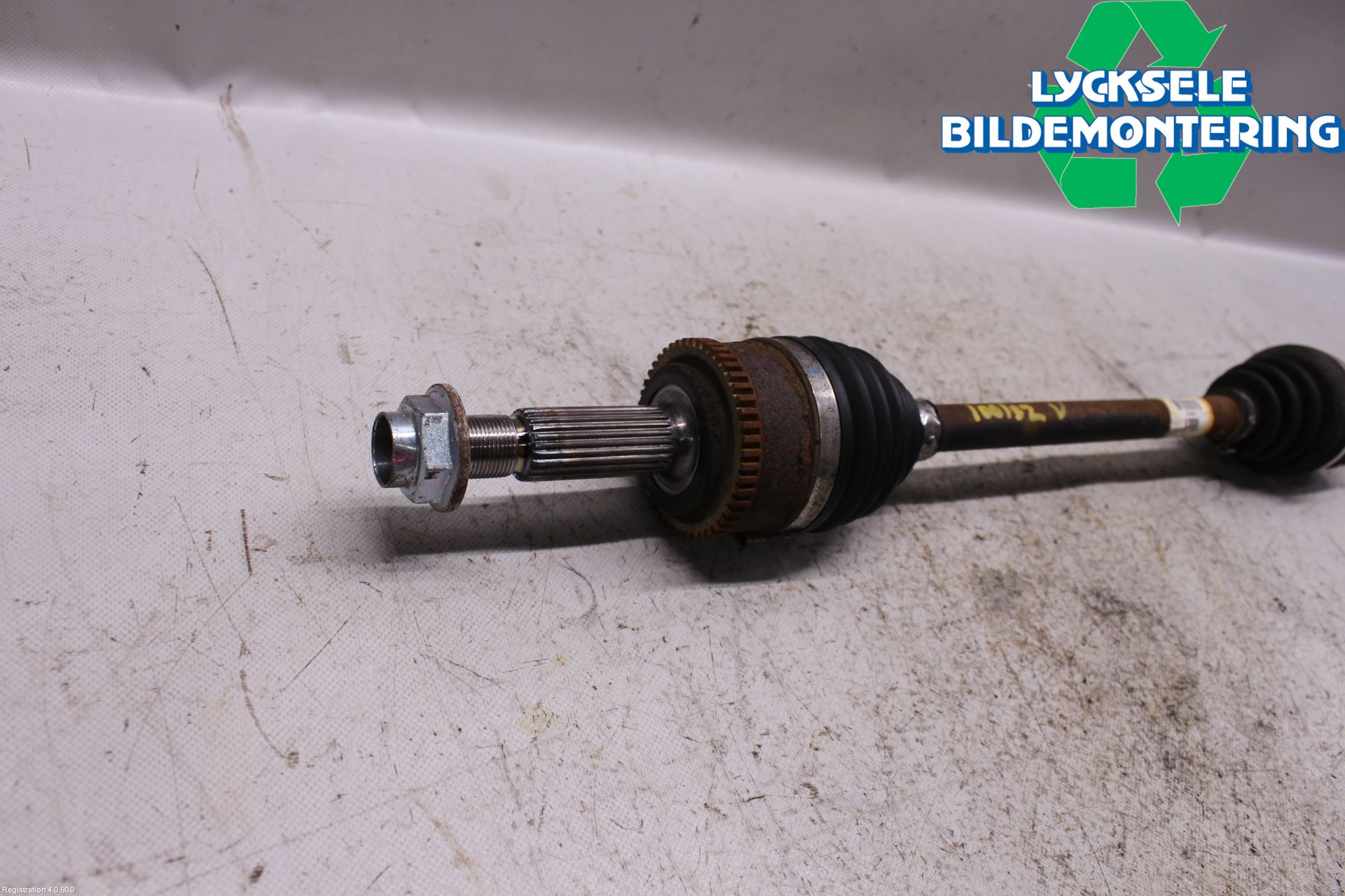 Kia RIO 12-16 Drivaxel Fram Vänster