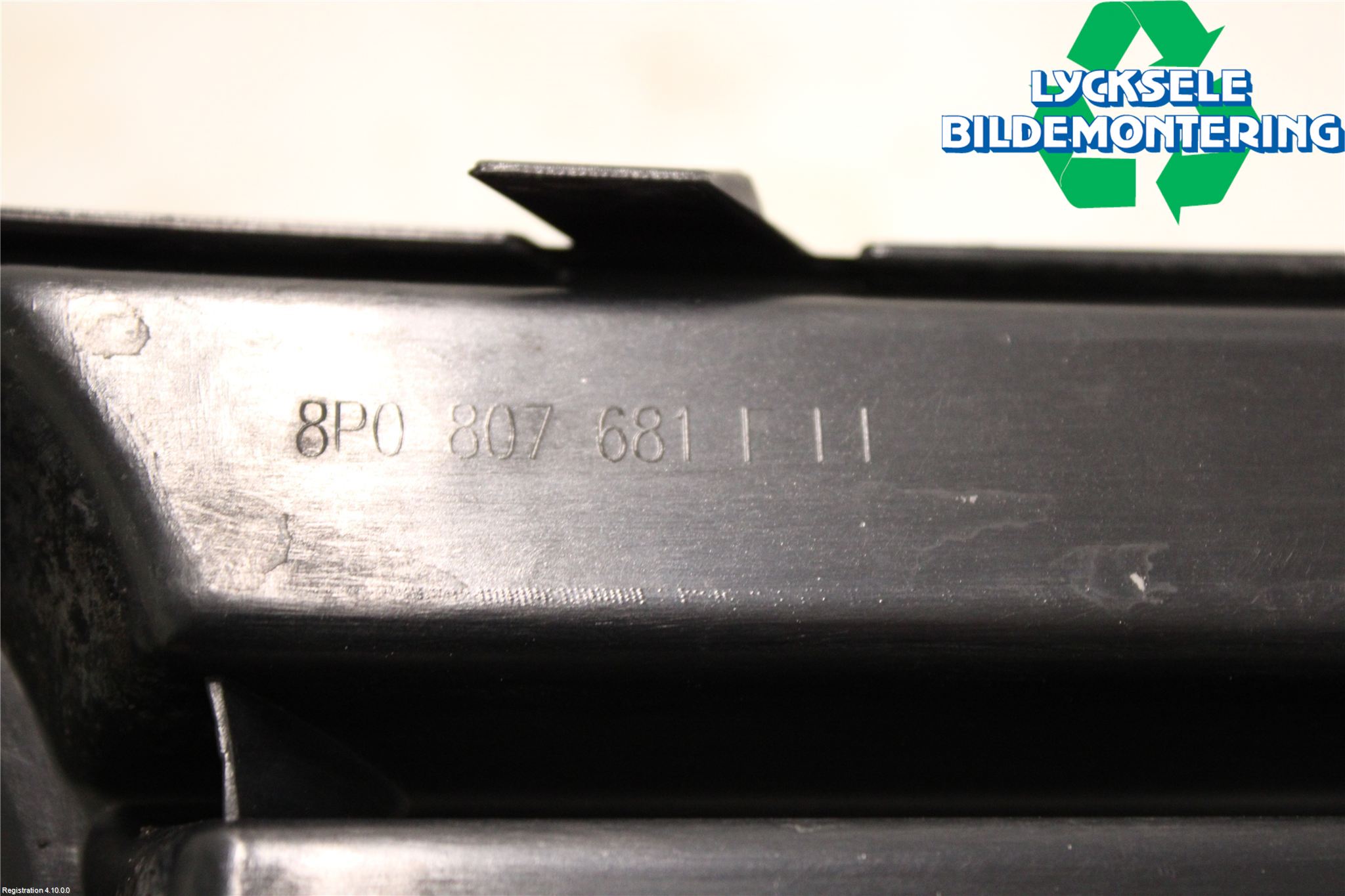 Audi A3/S3 05-13 Dimljussarg Fram