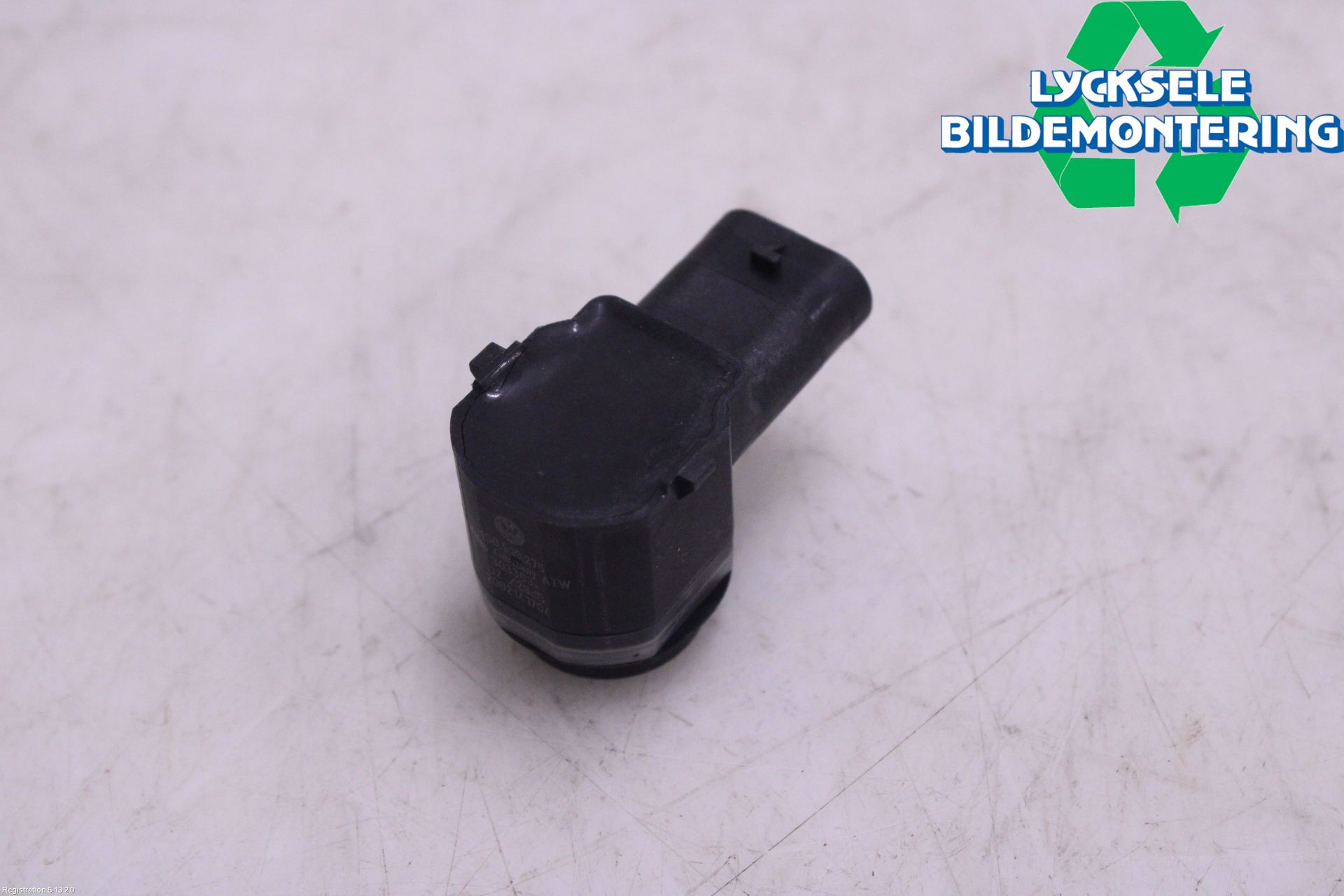 Volkswagen VW PASSAT 11-14 Parkeringshjälp Frontsensor