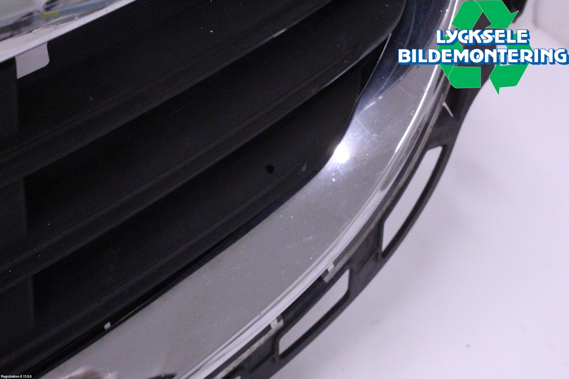 Opel INSIGNIA 09-16 Grill Komp