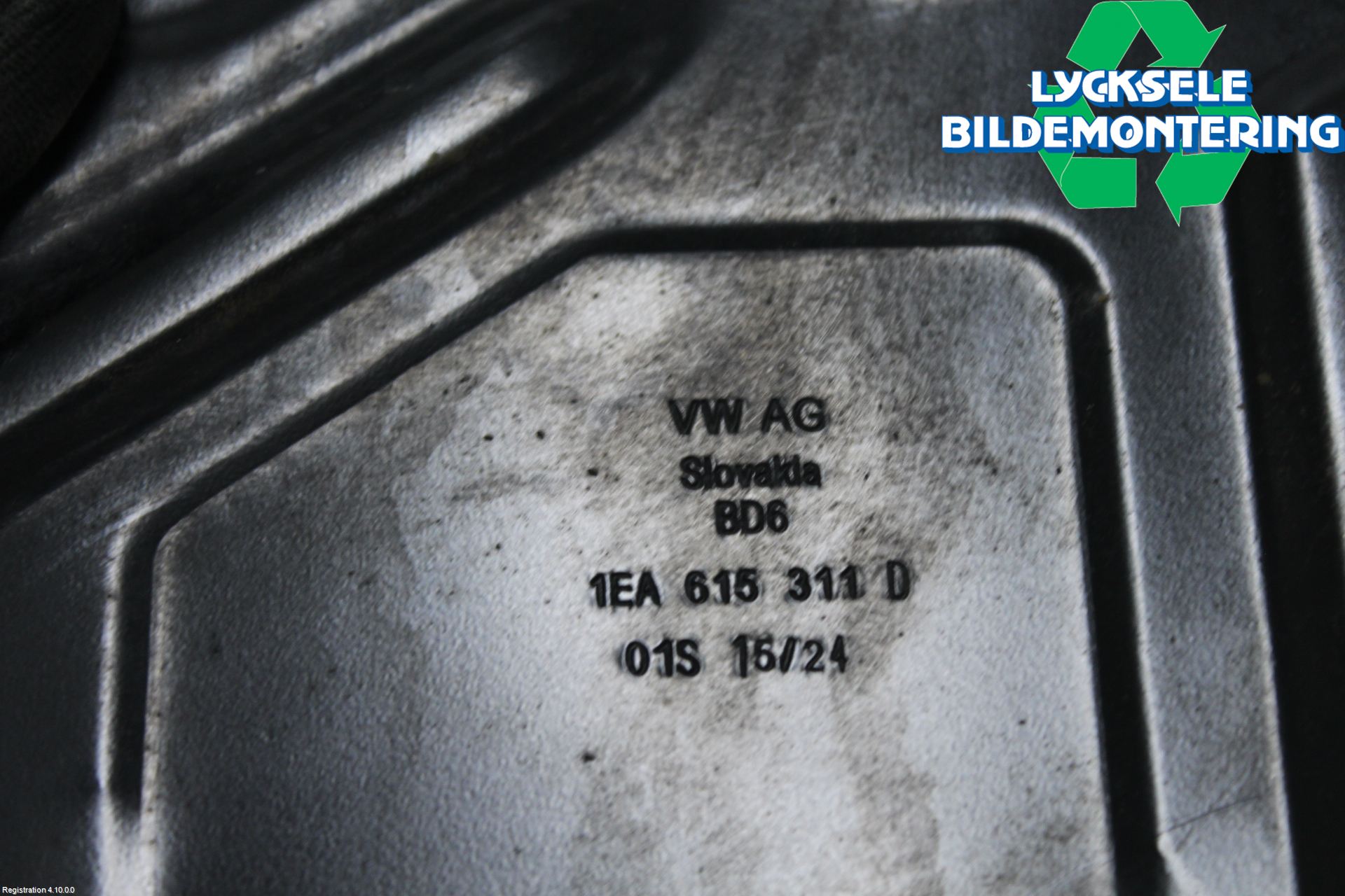 Skoda ENYAQ iV 21- Bromssköld Fram