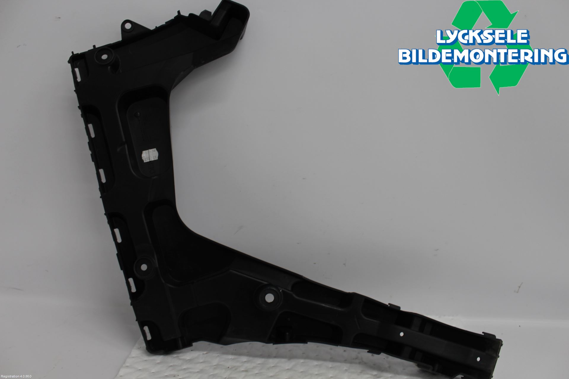 Seat LEON 13-20 Stötfångarfäste Bak Hö