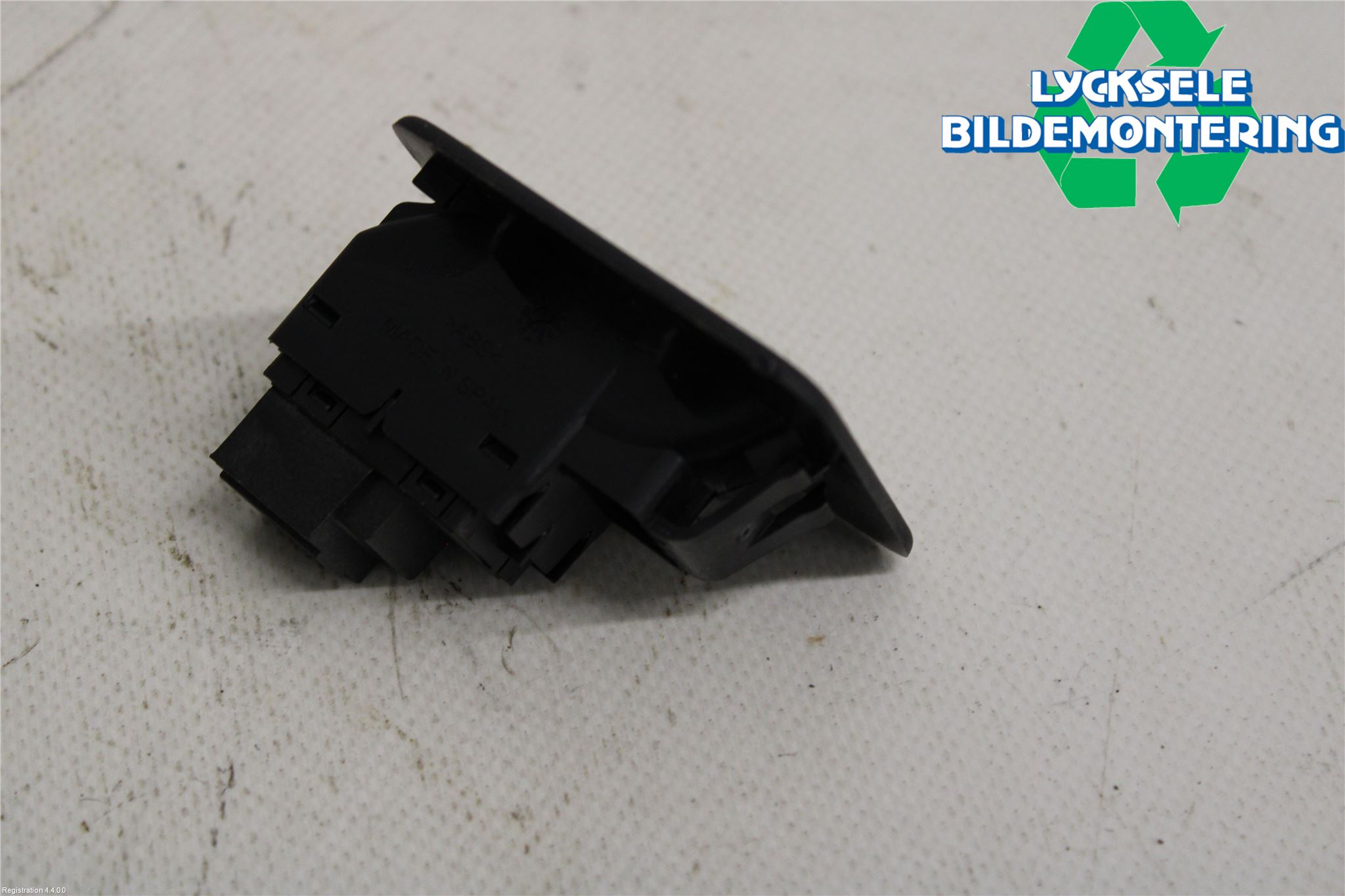 Cupra LEON 21- Strömställare Baklucka