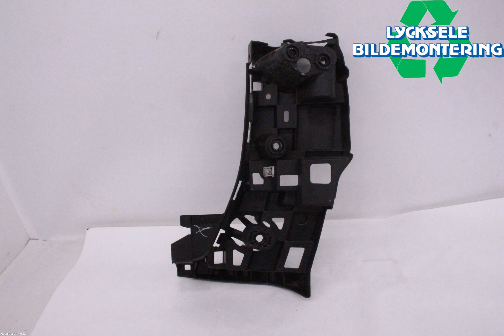 BMW X7 G07 19- Stötfångarfäste Bak Vä