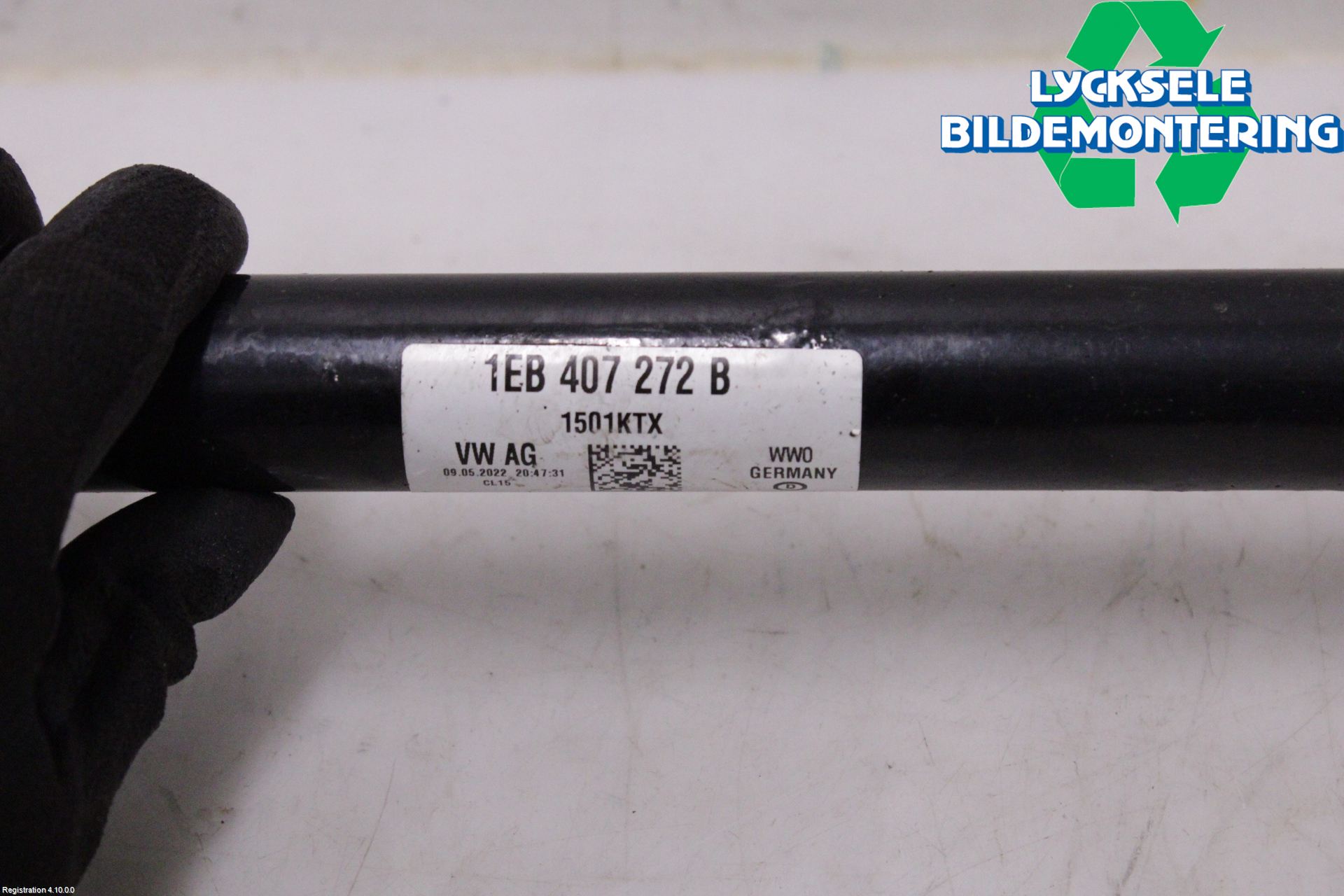 Volkswagen VW ID.4 21- Drivaxel Fram Höger