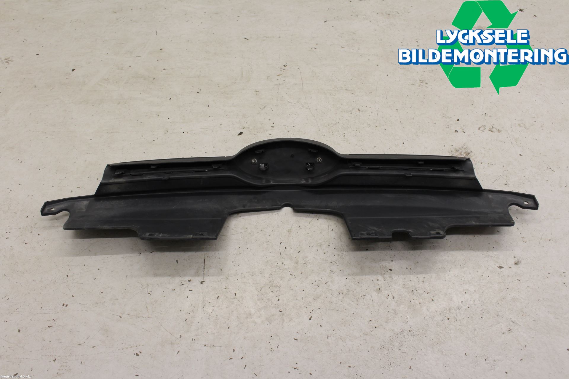 Ford TRANSIT SKÅP/BUSS 14-22 Grilldel Mitt