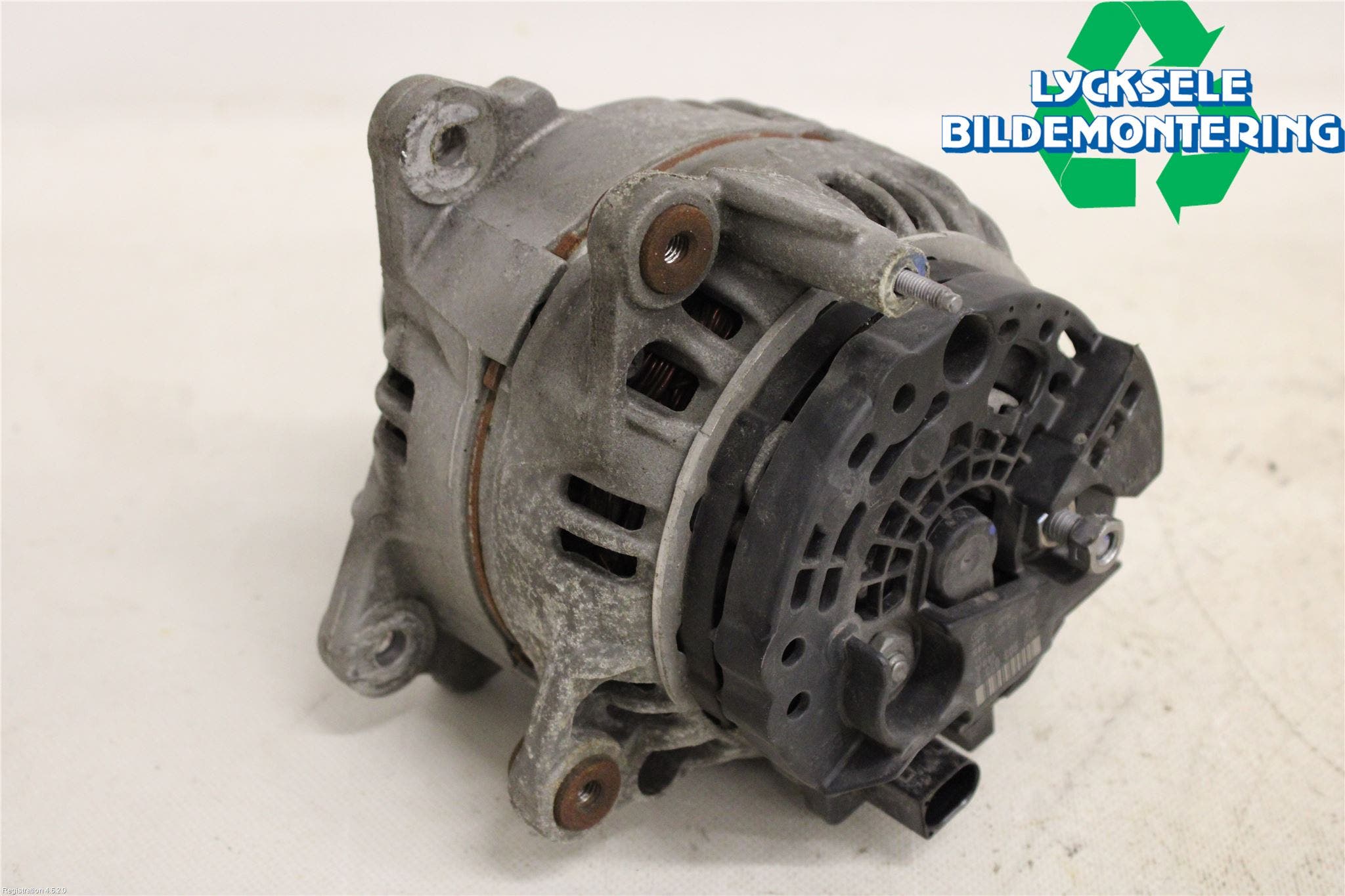 Volkswagen VW CADDY 11-15 Generator