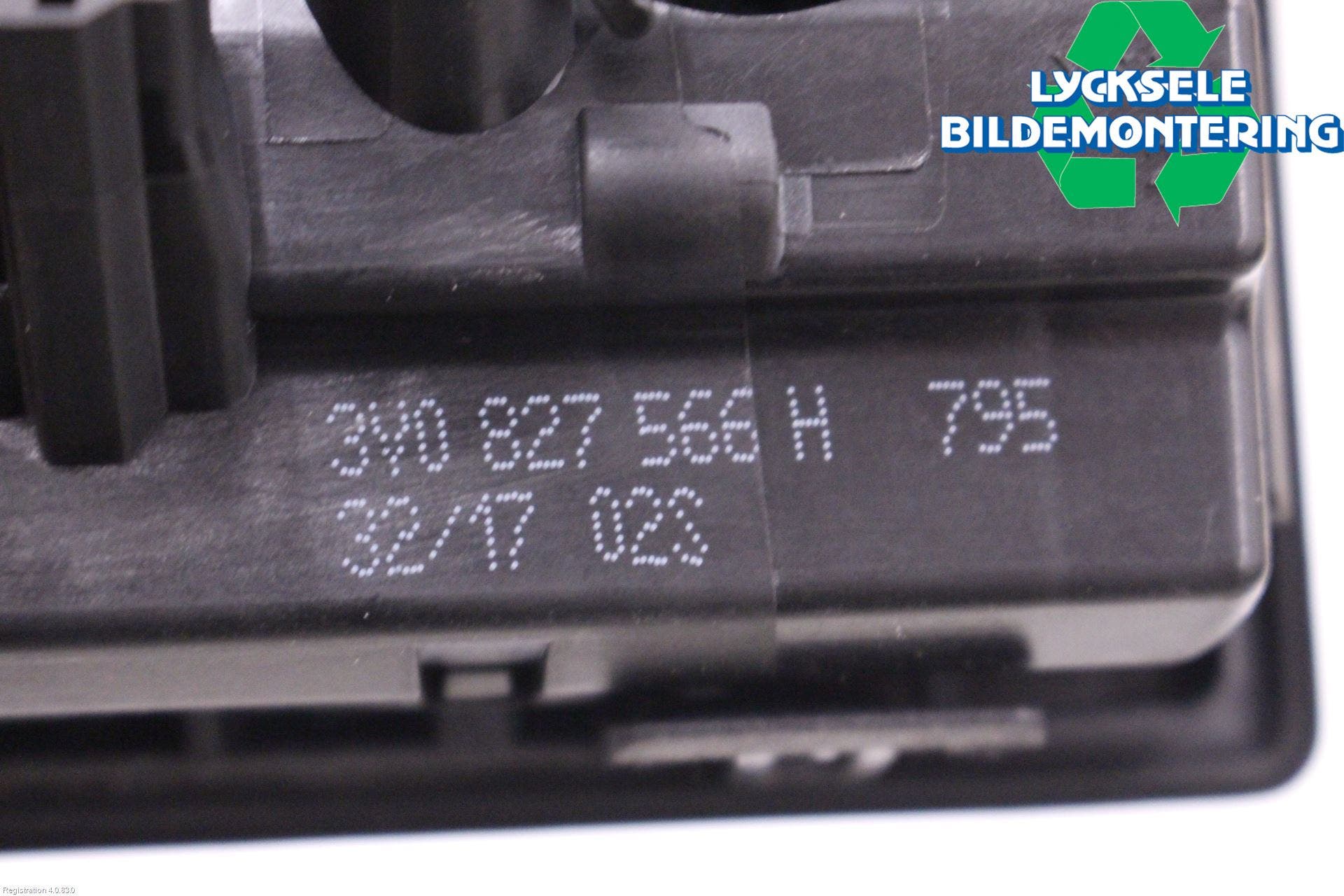 Skoda SUPERB 16-24 Parkeringshjälp Kamera