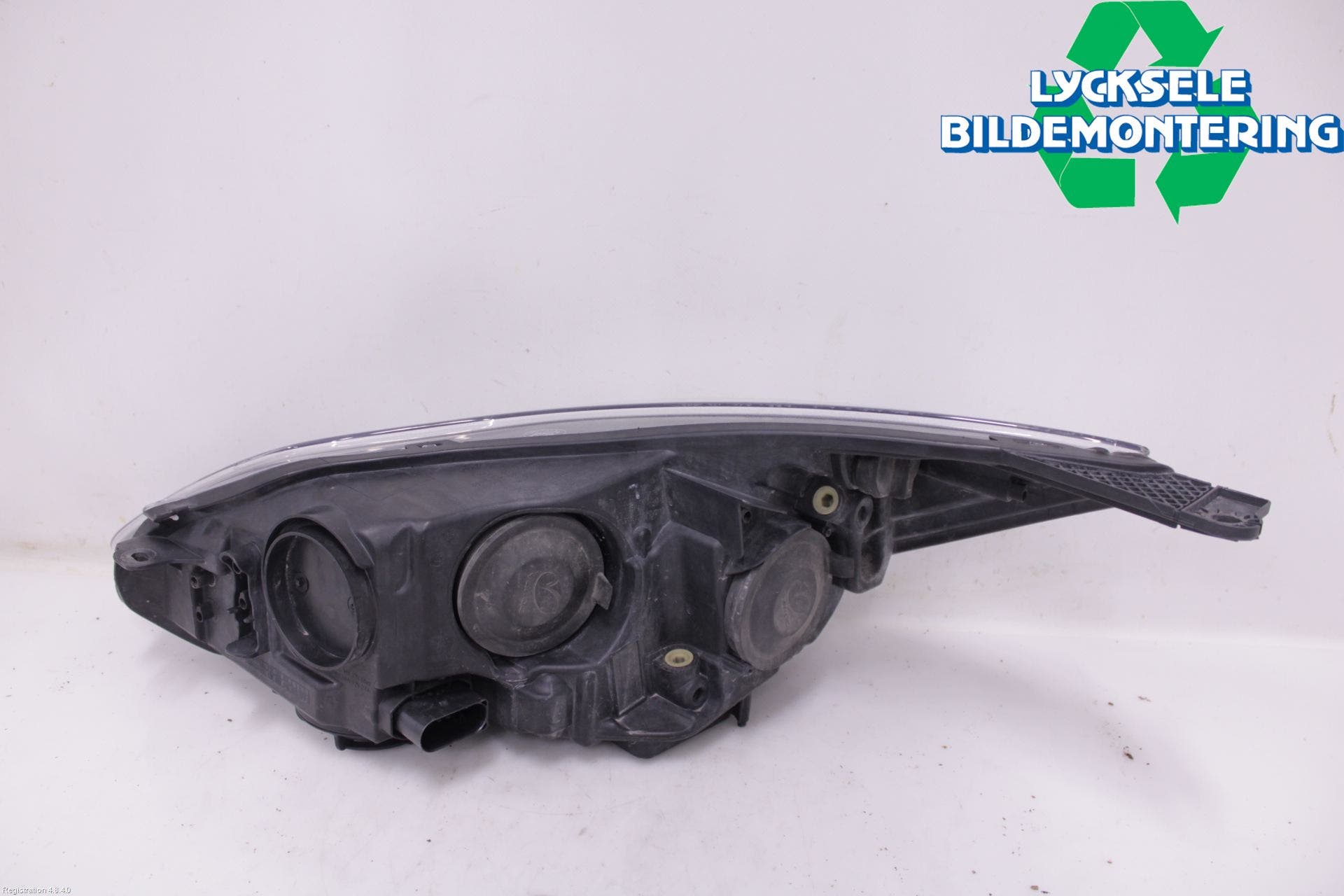 Ford FOCUS 11-14 Strålkastare Höger