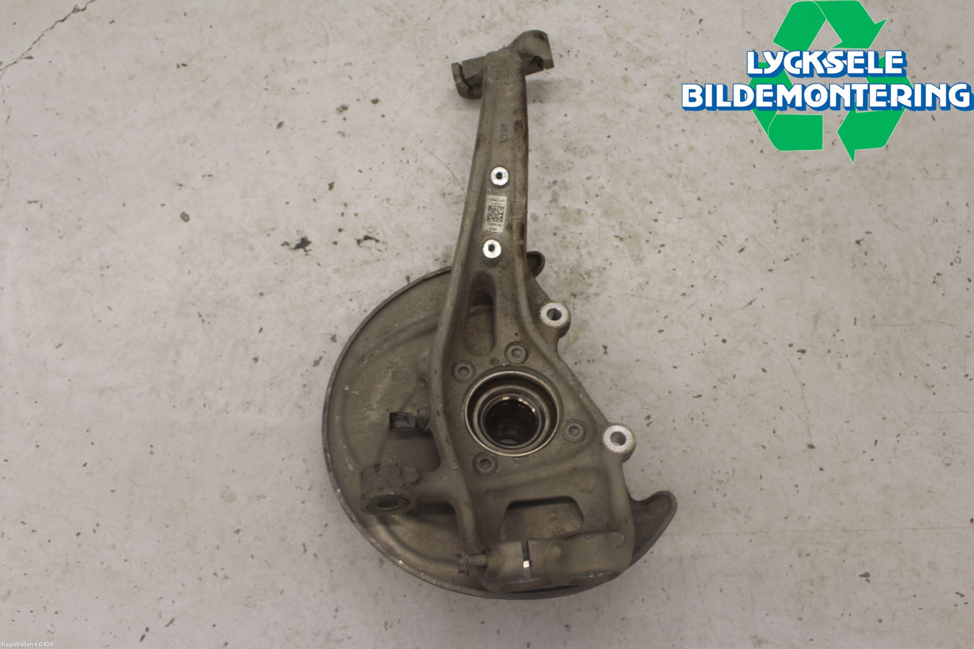 Audi A6 F2/C8 19- Styrspindel Lagerhus Hö