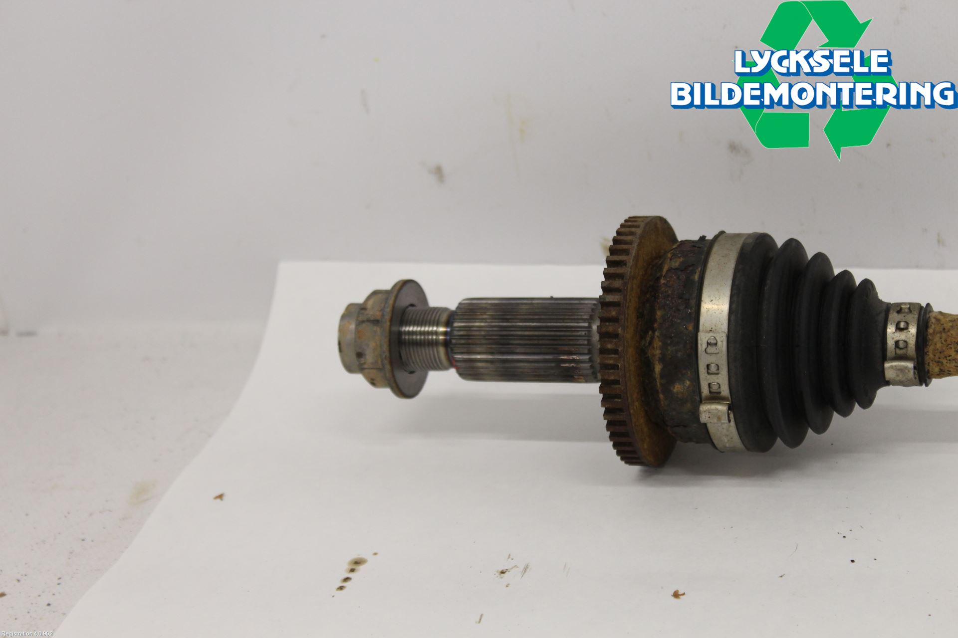 Kia SORENTO 15-20 Drivaxel Bak Vänster