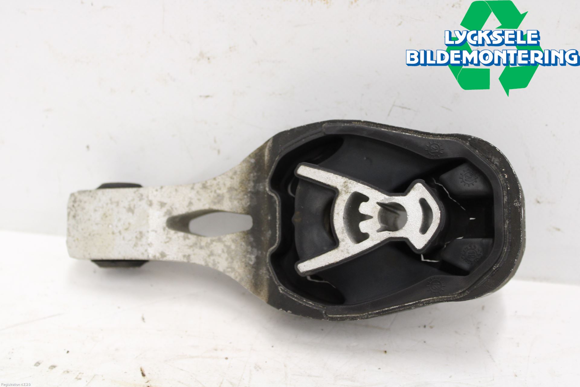 Peugeot 3008 17-24 Växellådsfäste