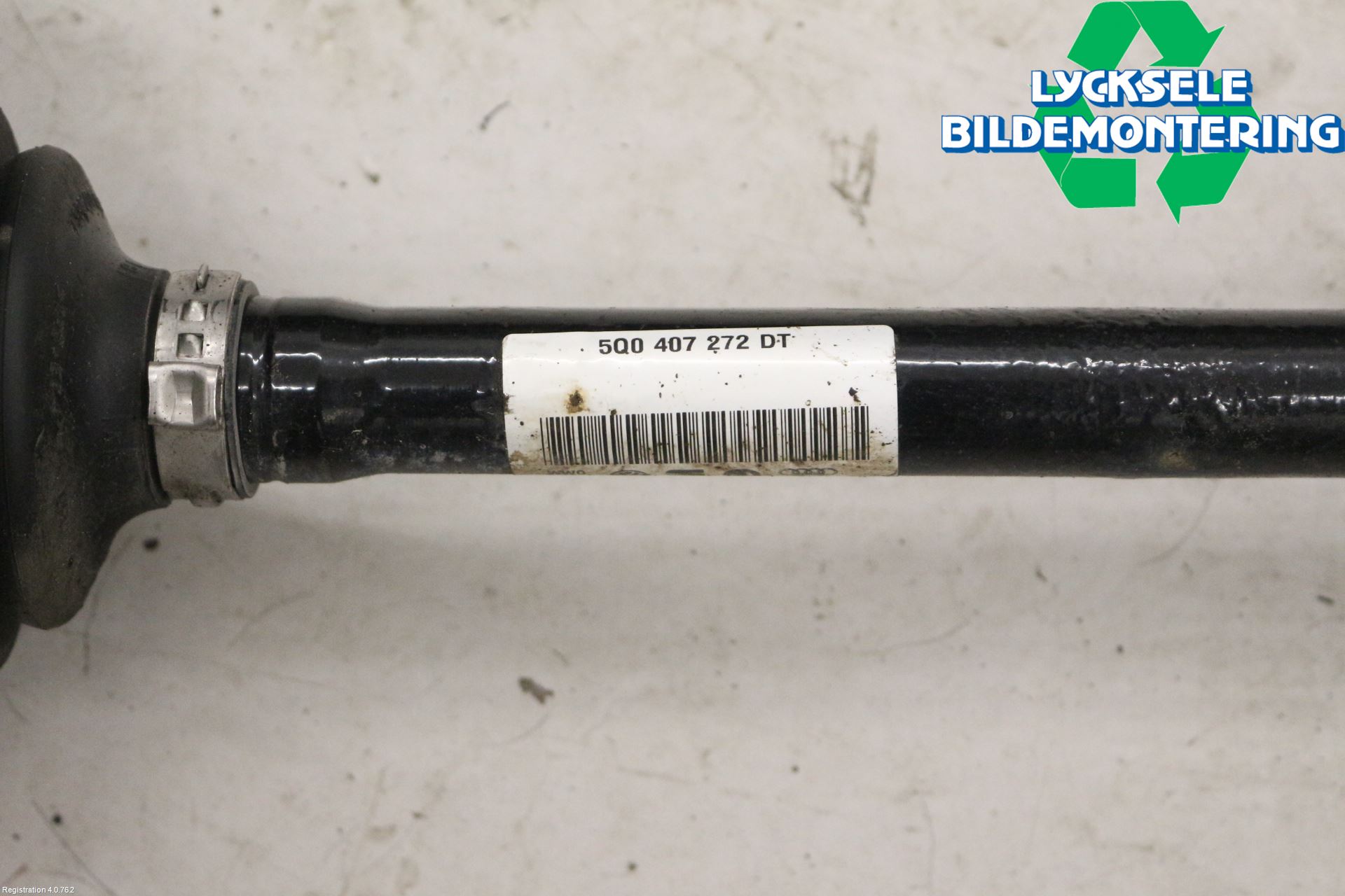 Volkswagen VW T-ROC 18- Drivaxel Fram Höger