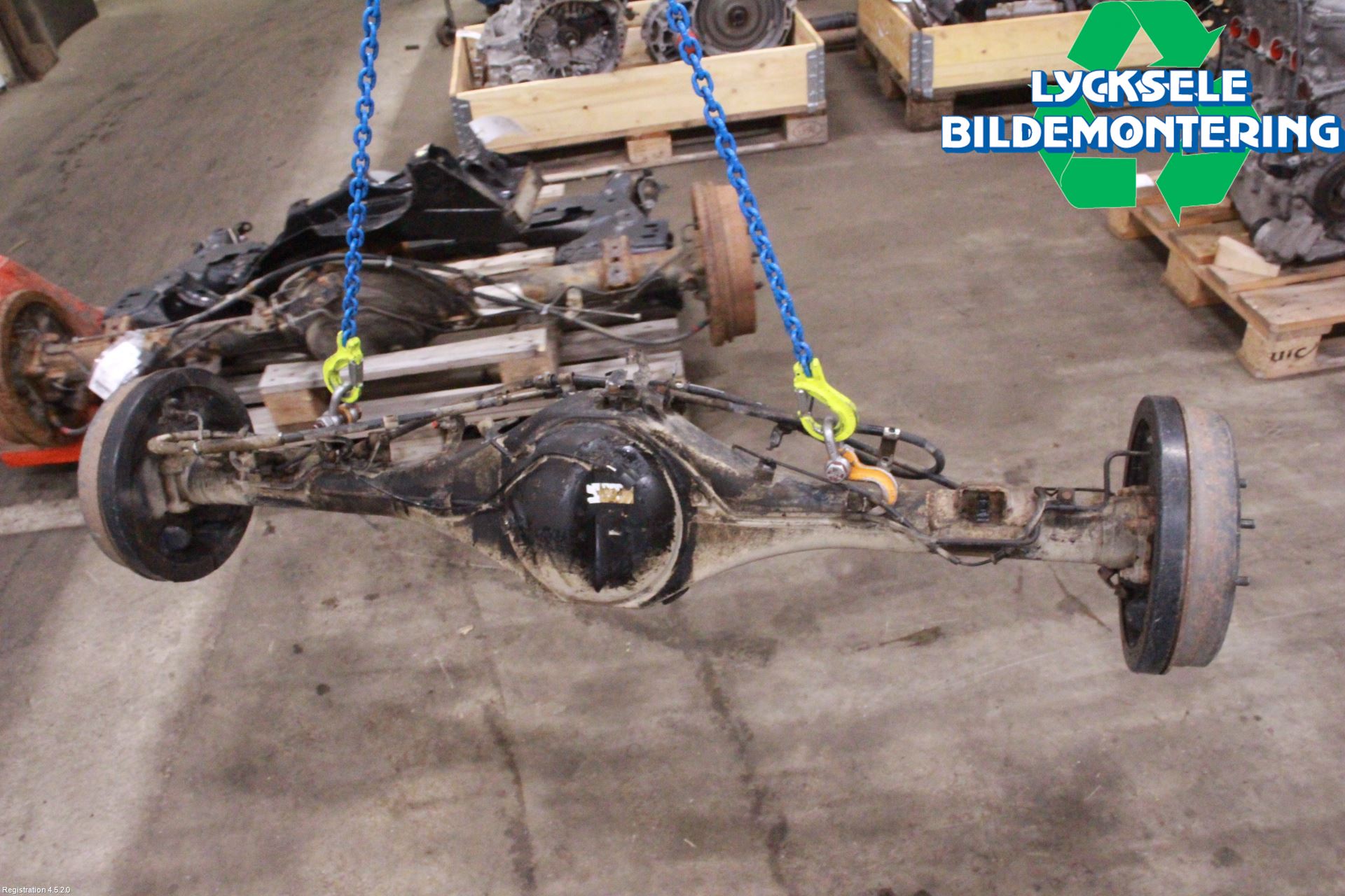 Fiat FULLBACK 16-19 Bakaxel