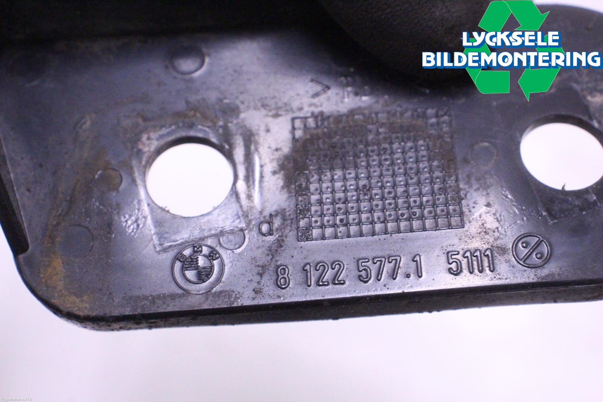 BMW 3 E36      91-00 Stötfångarfäste Fram Vä