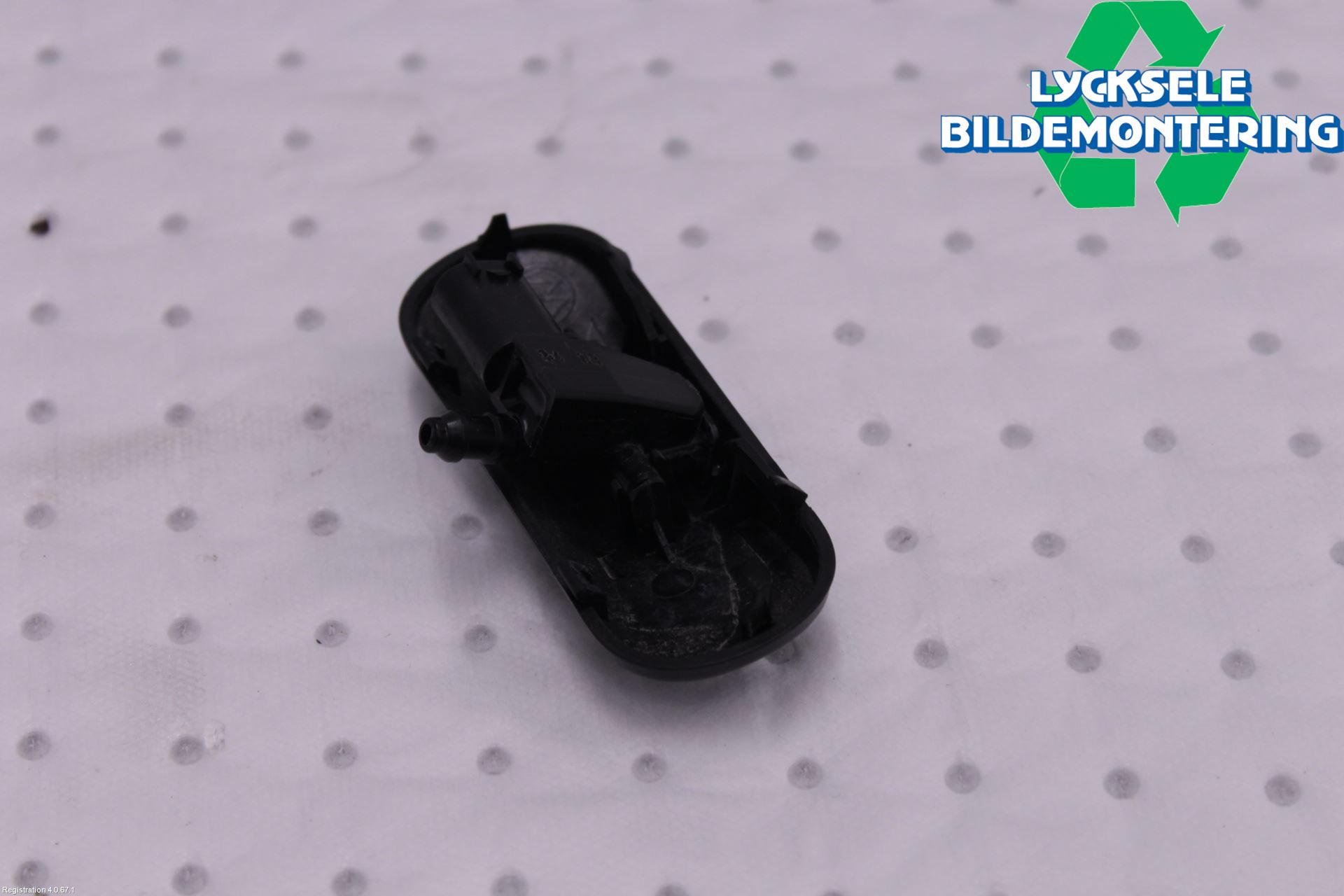 Seat ATECA 16->> Spolarmunstycke Rutor