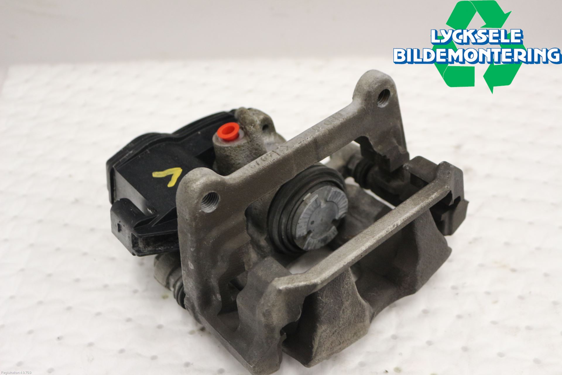 Audi A6 F2/C8 19- Bromsok Bak Vänster