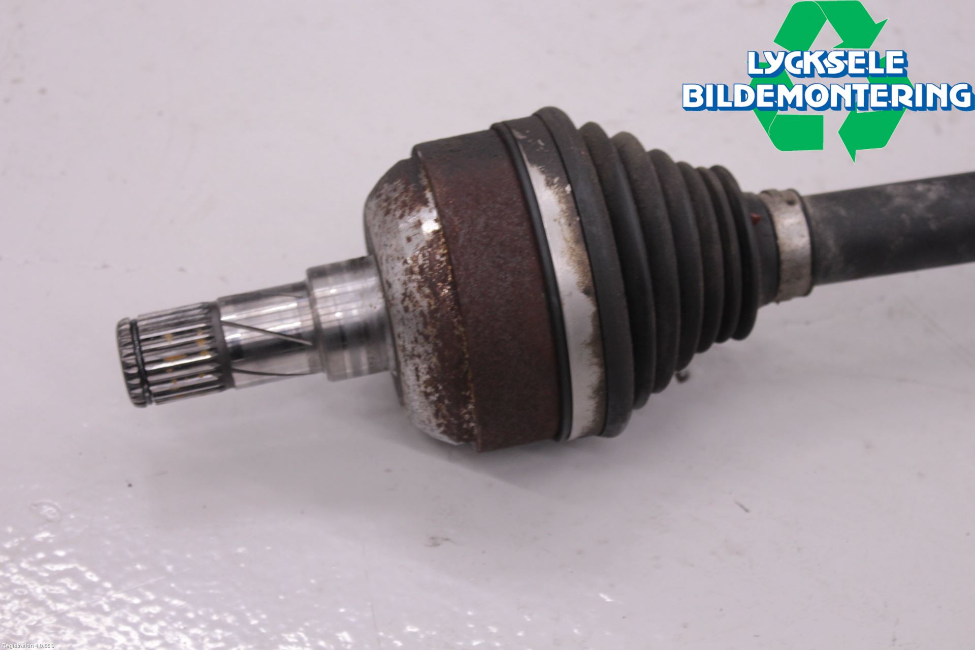 Opel INSIGNIA 09-16 Drivaxel Fram Vänster