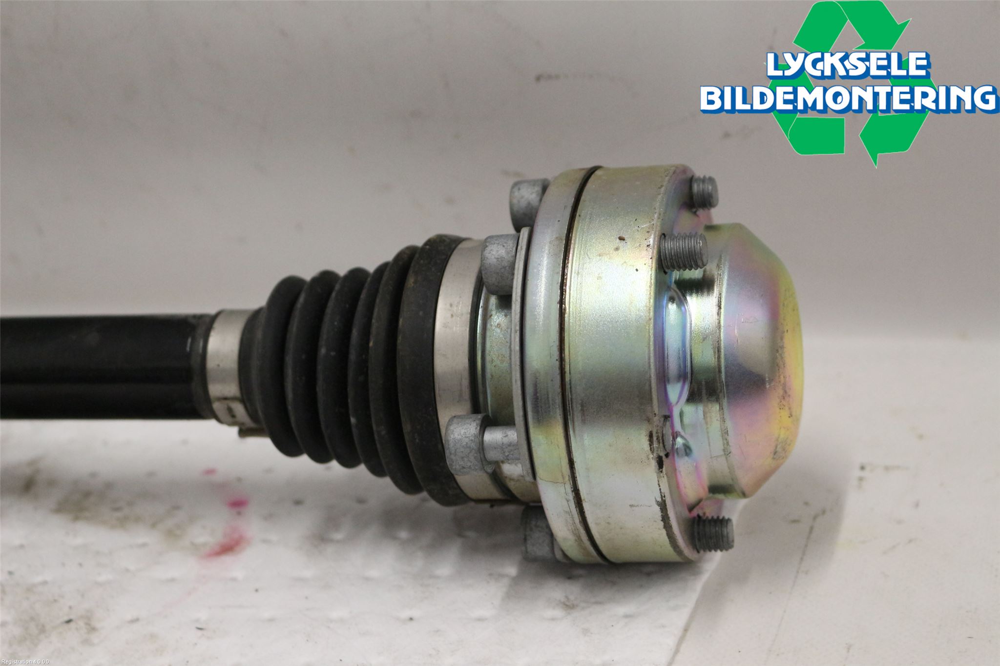 Audi A6 F2/C8 19- Drivaxel Bak Vänster