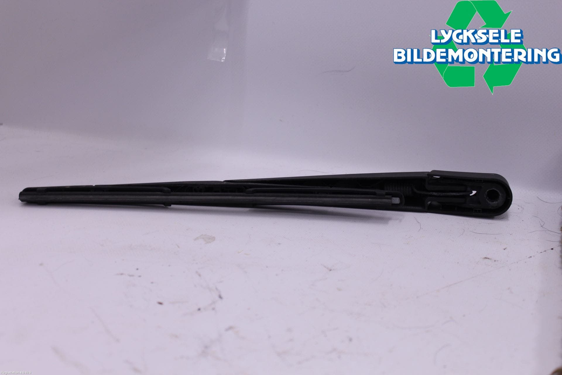 Peugeot 3008 17-24 Torkararm-Bakruta