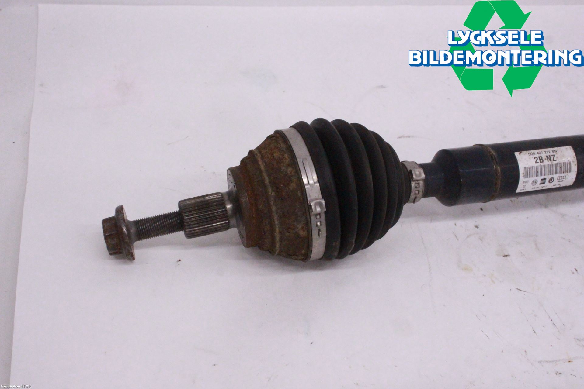 Skoda YETI Drivaxel Fram Höger