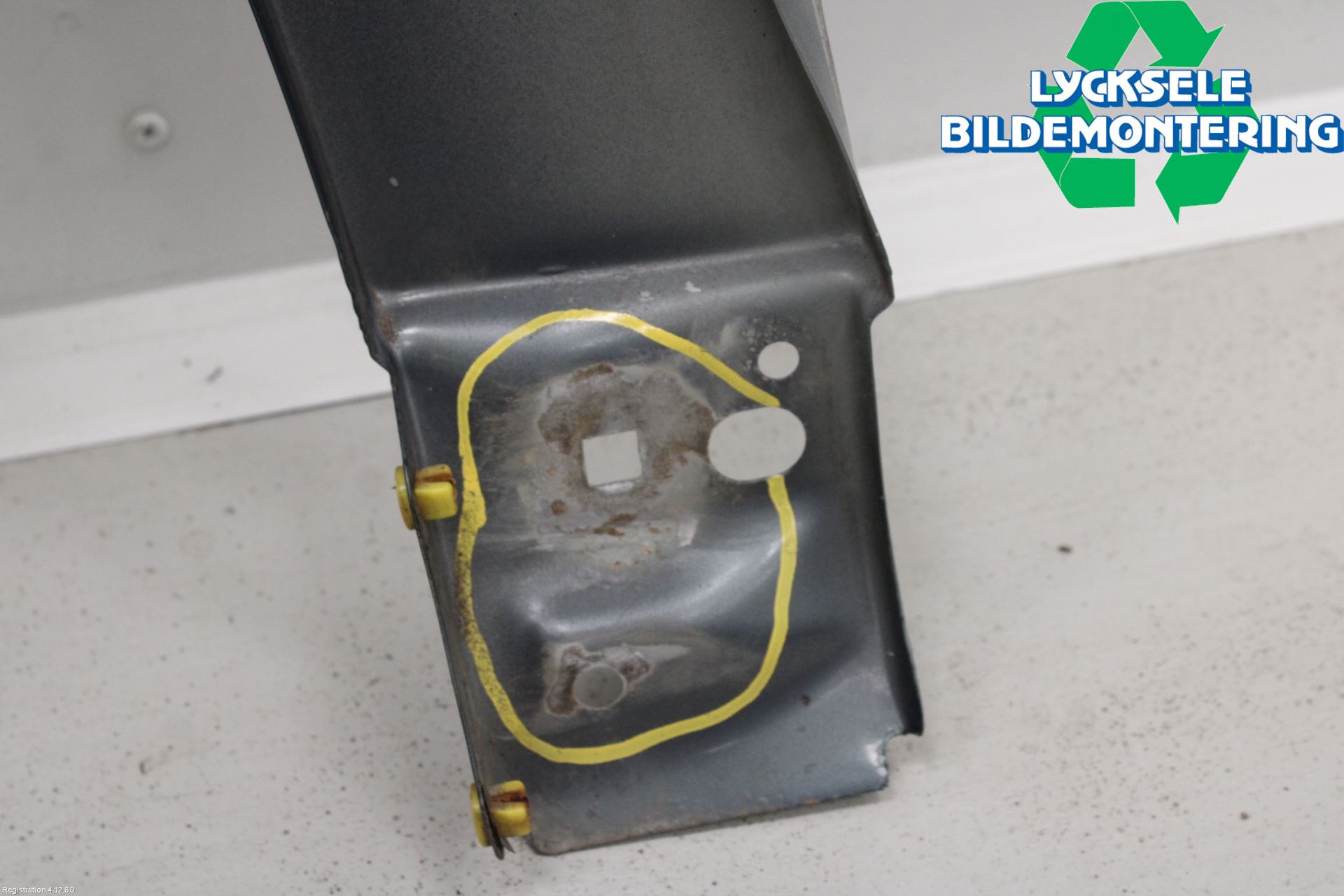 Volvo S40 04-07 Skärm Fram Höger