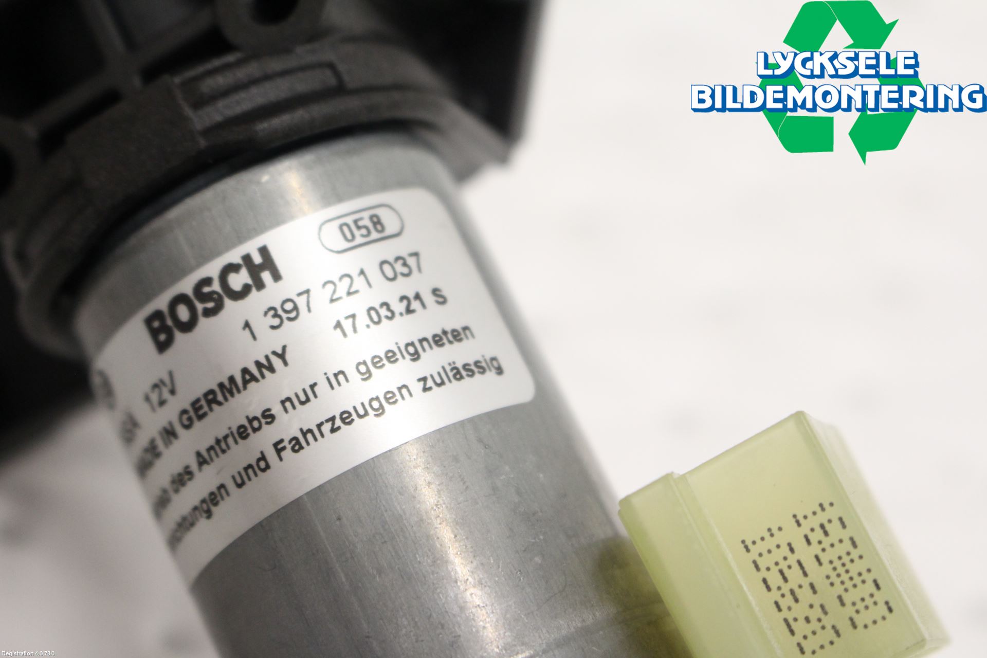 Audi A6 F2/C8 19- Bakluckeöppnare Automatisk