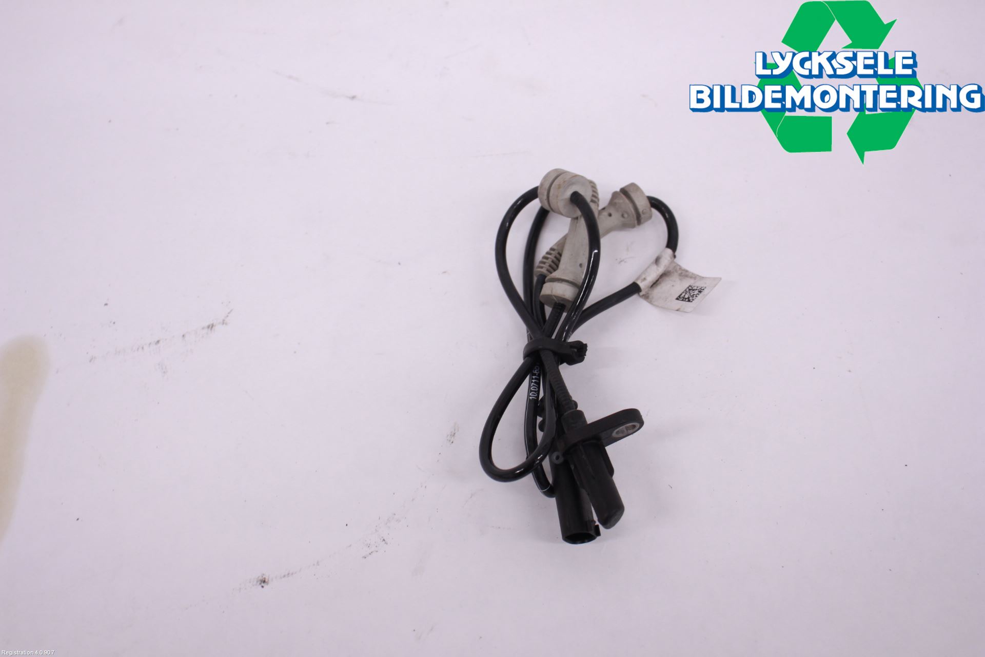 BMW 5 G30/G31/F90 17-23 Abs Sensor