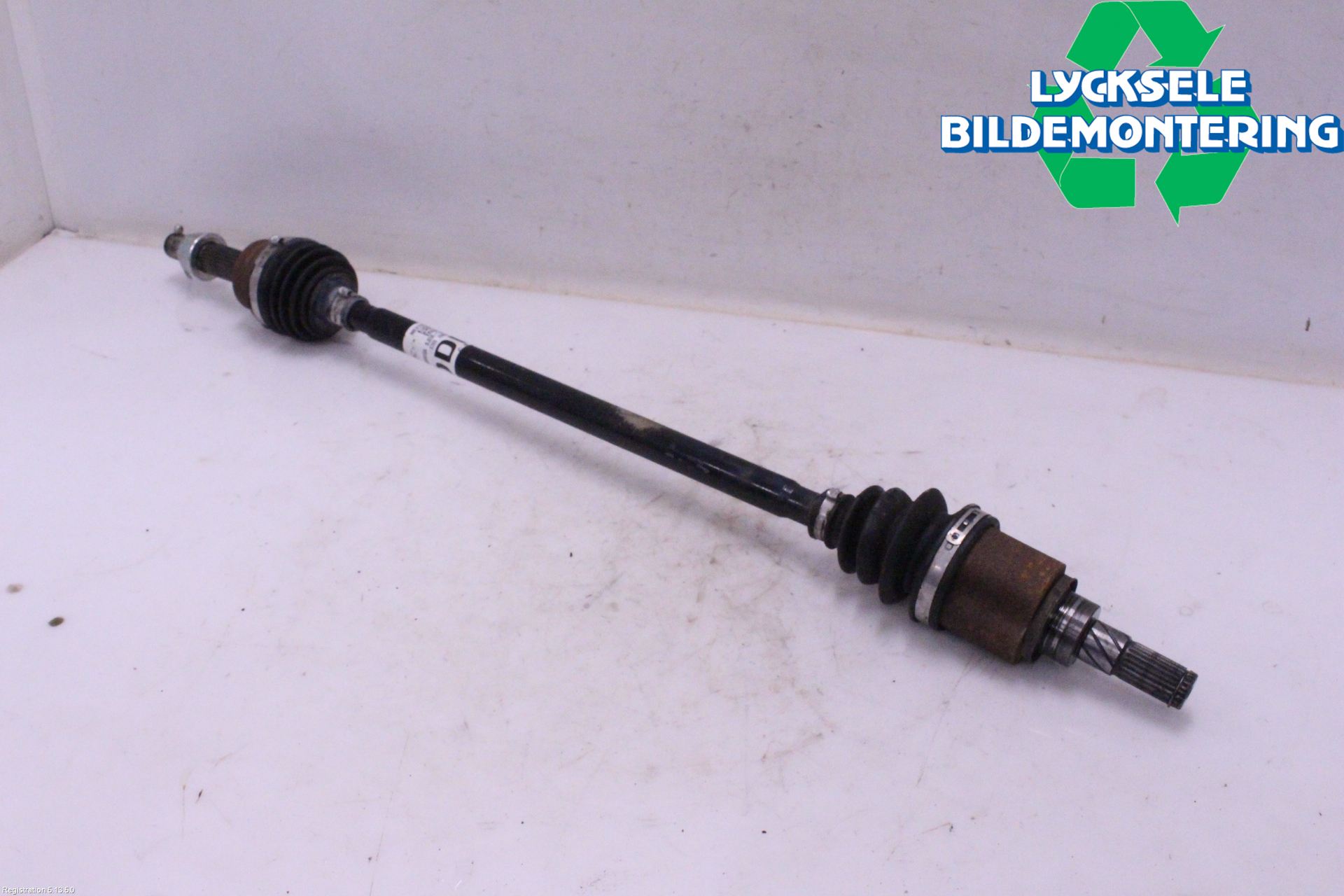 Nissan QASHQAI 21- Drivaxel Bak Vänster