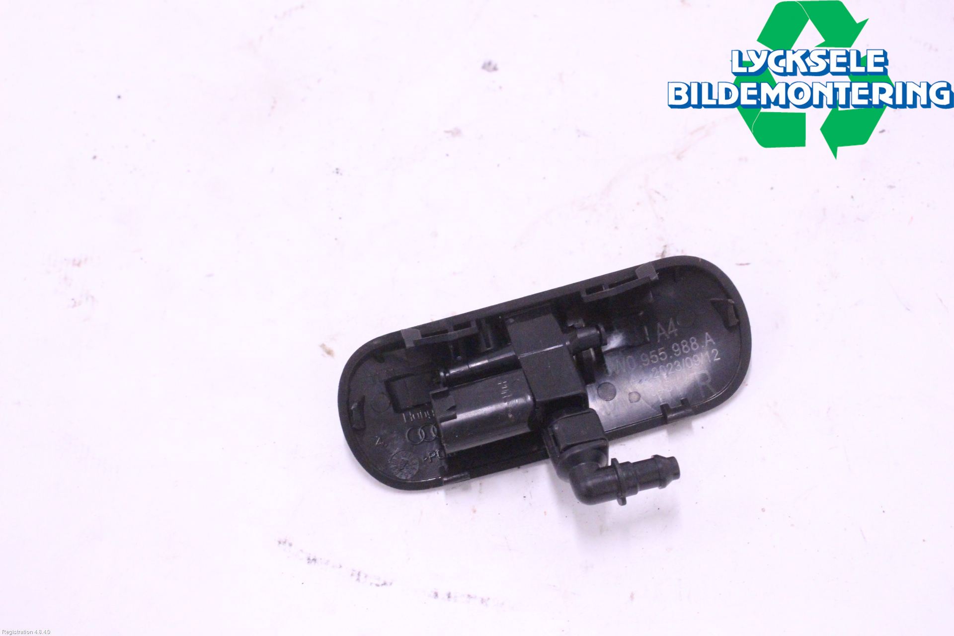 Audi A4/S4 B9 20- Spolarmunstycke Rutor