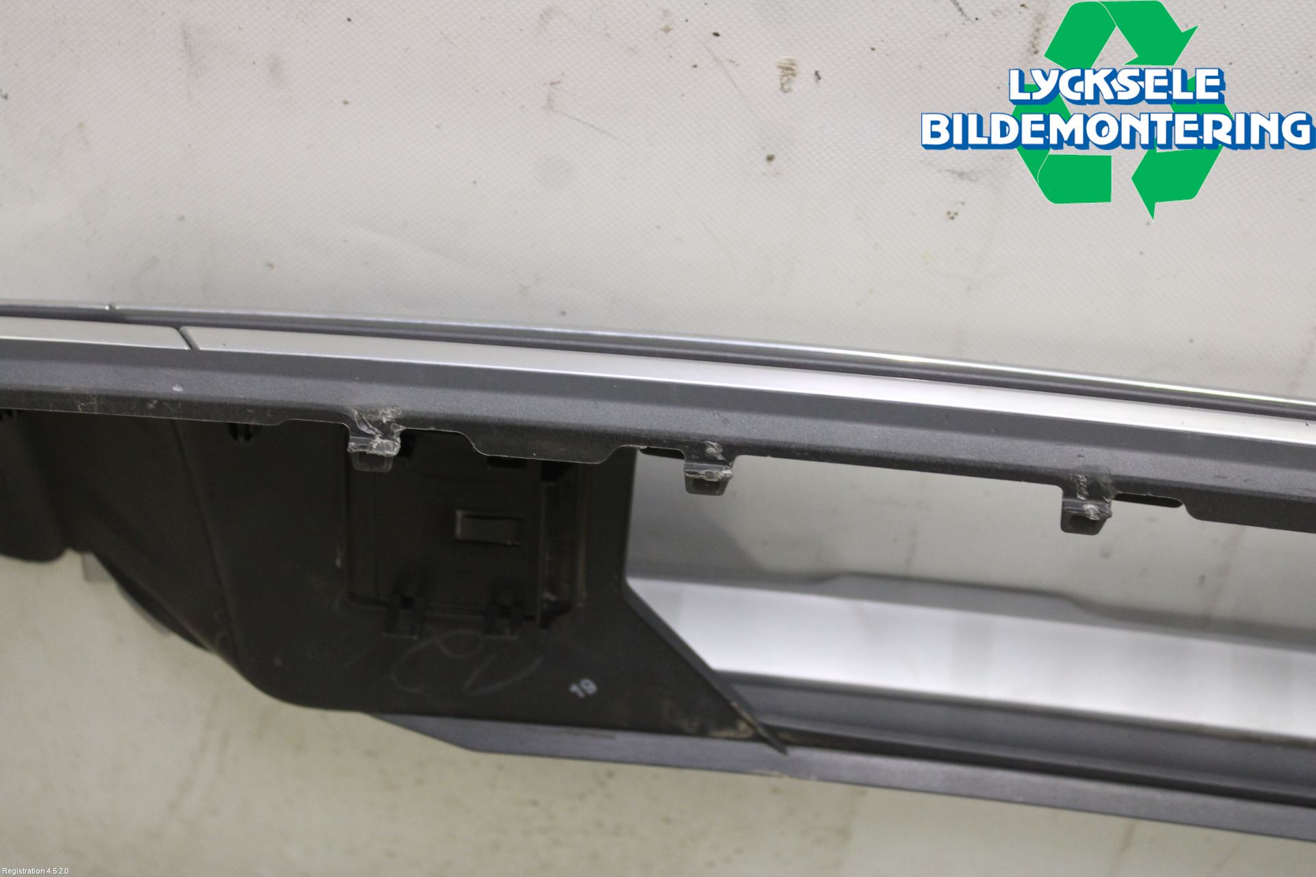Volkswagen VW PASSAT 20-24 Spoiler Bak