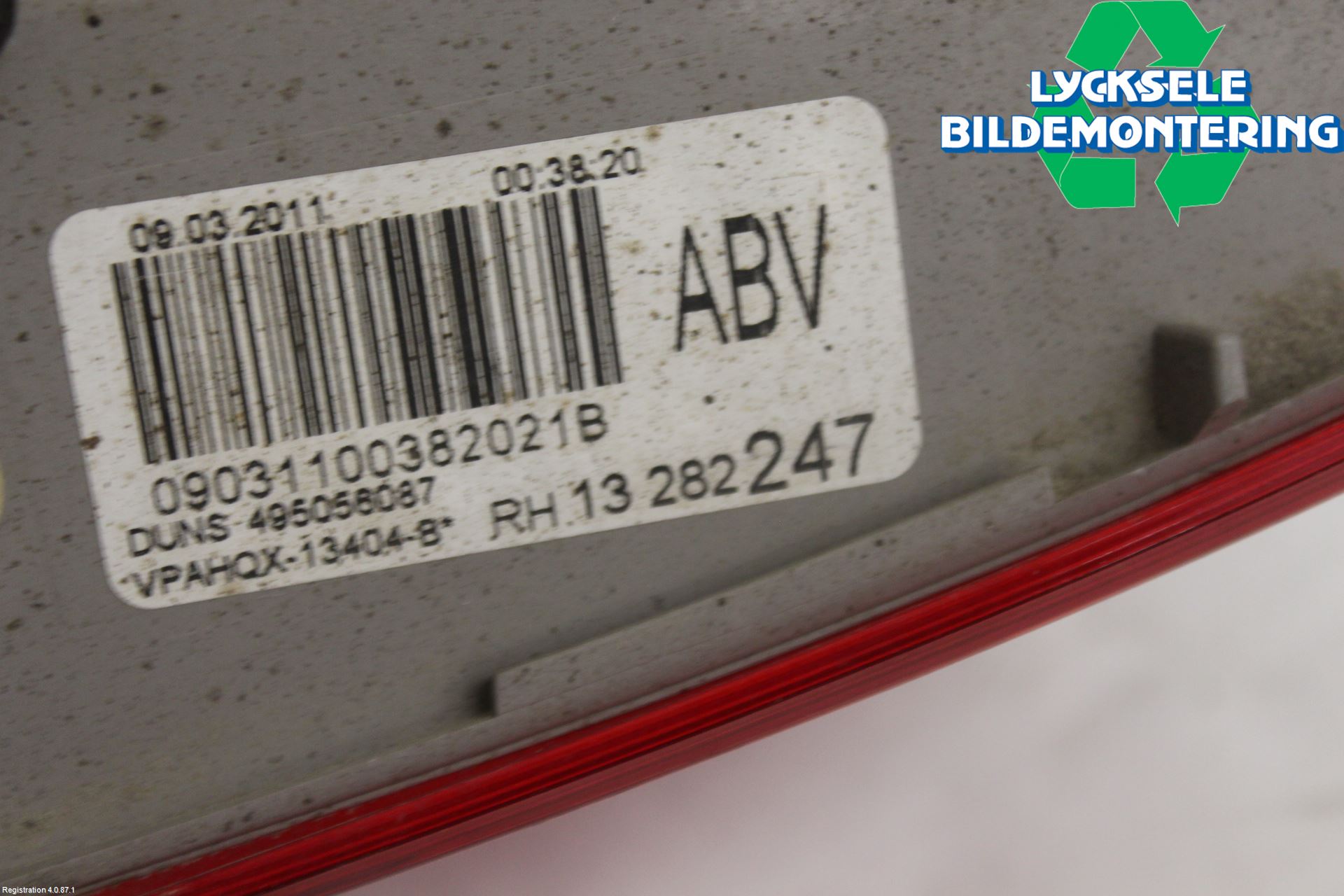 Opel ASTRA J 10-15 Bakljus Lucka Hö
