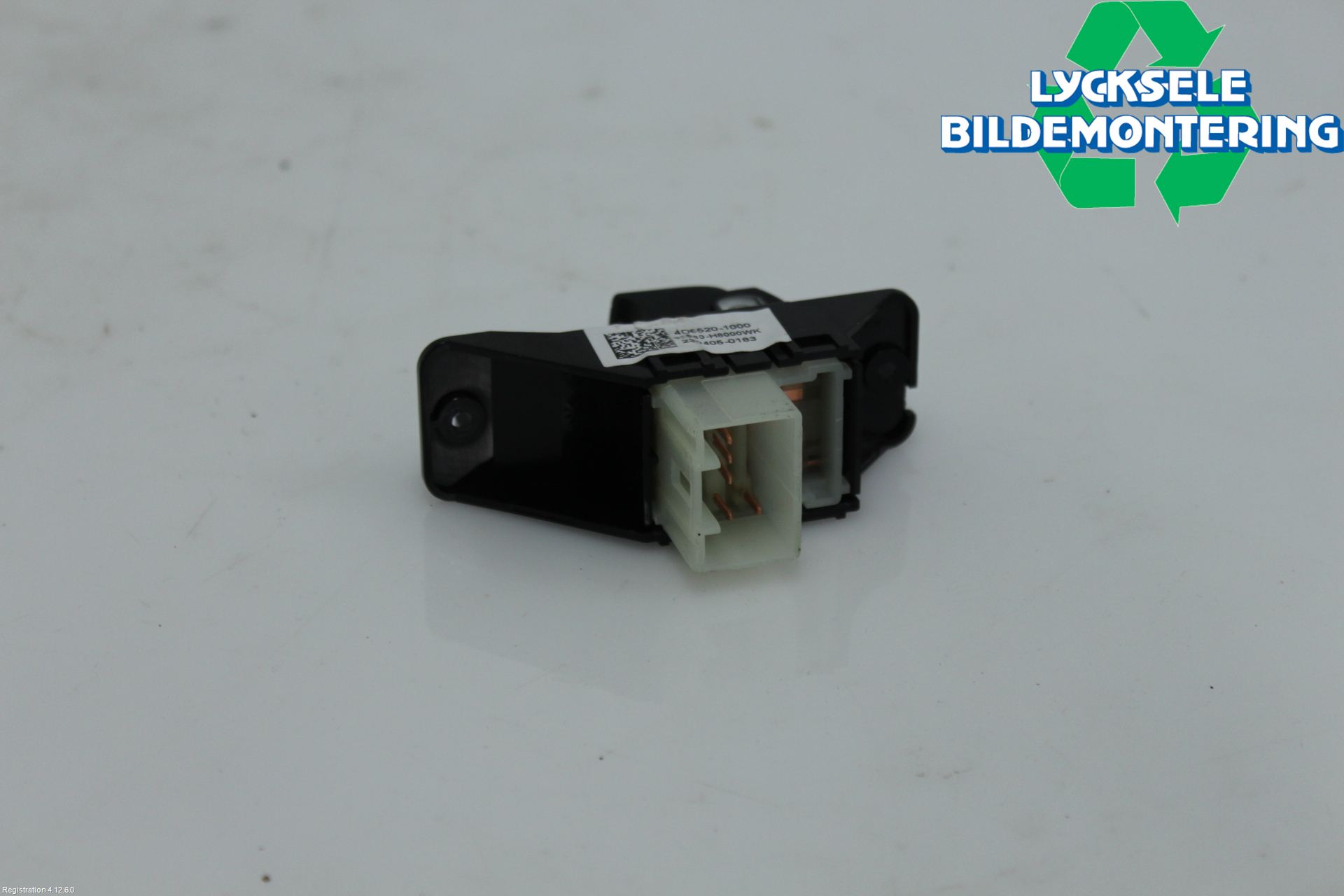 Kia STONIC 18->> Strömställare Elhiss