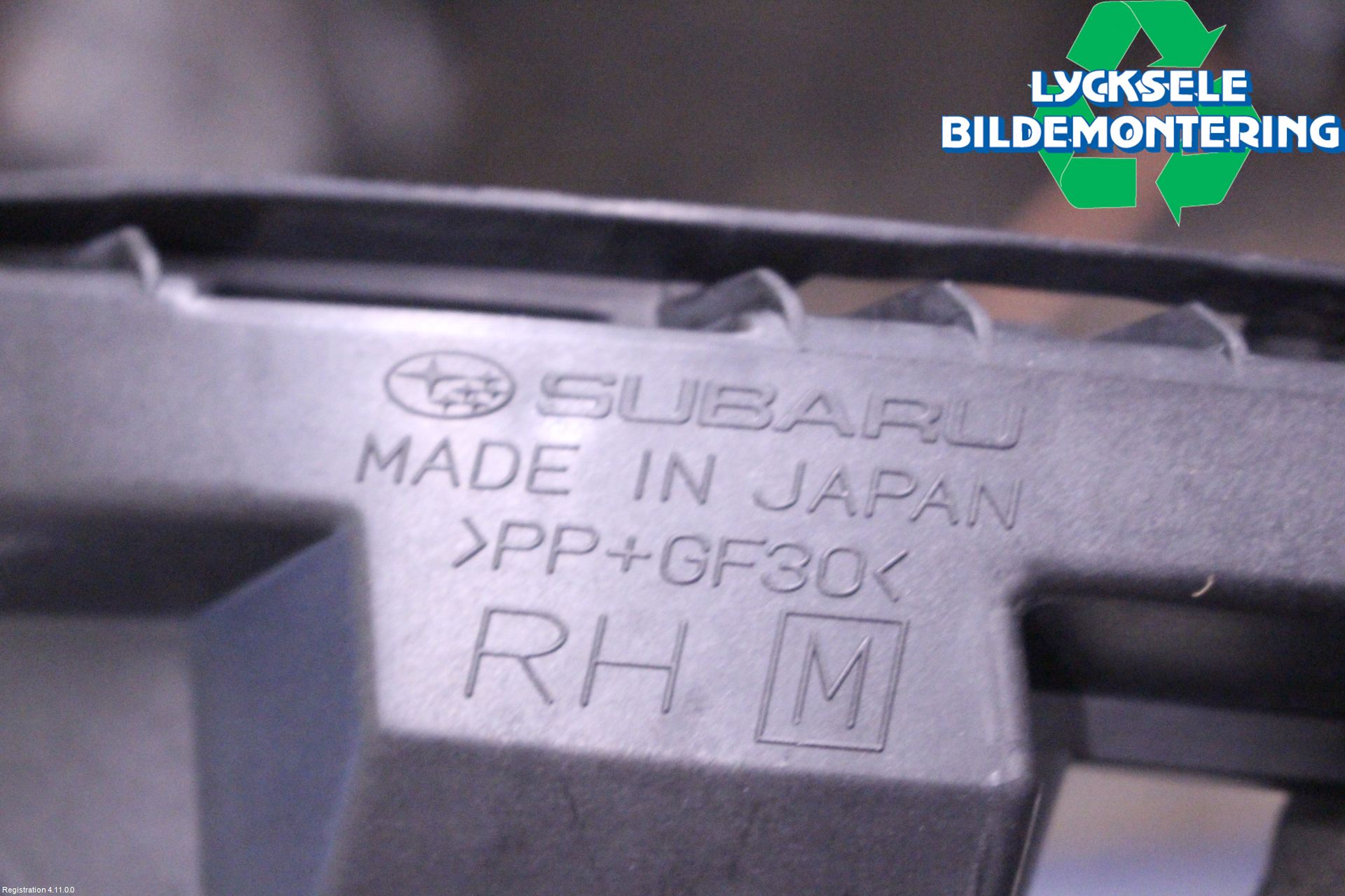 Subaru XV 12-17 Strålkast Fästsarg