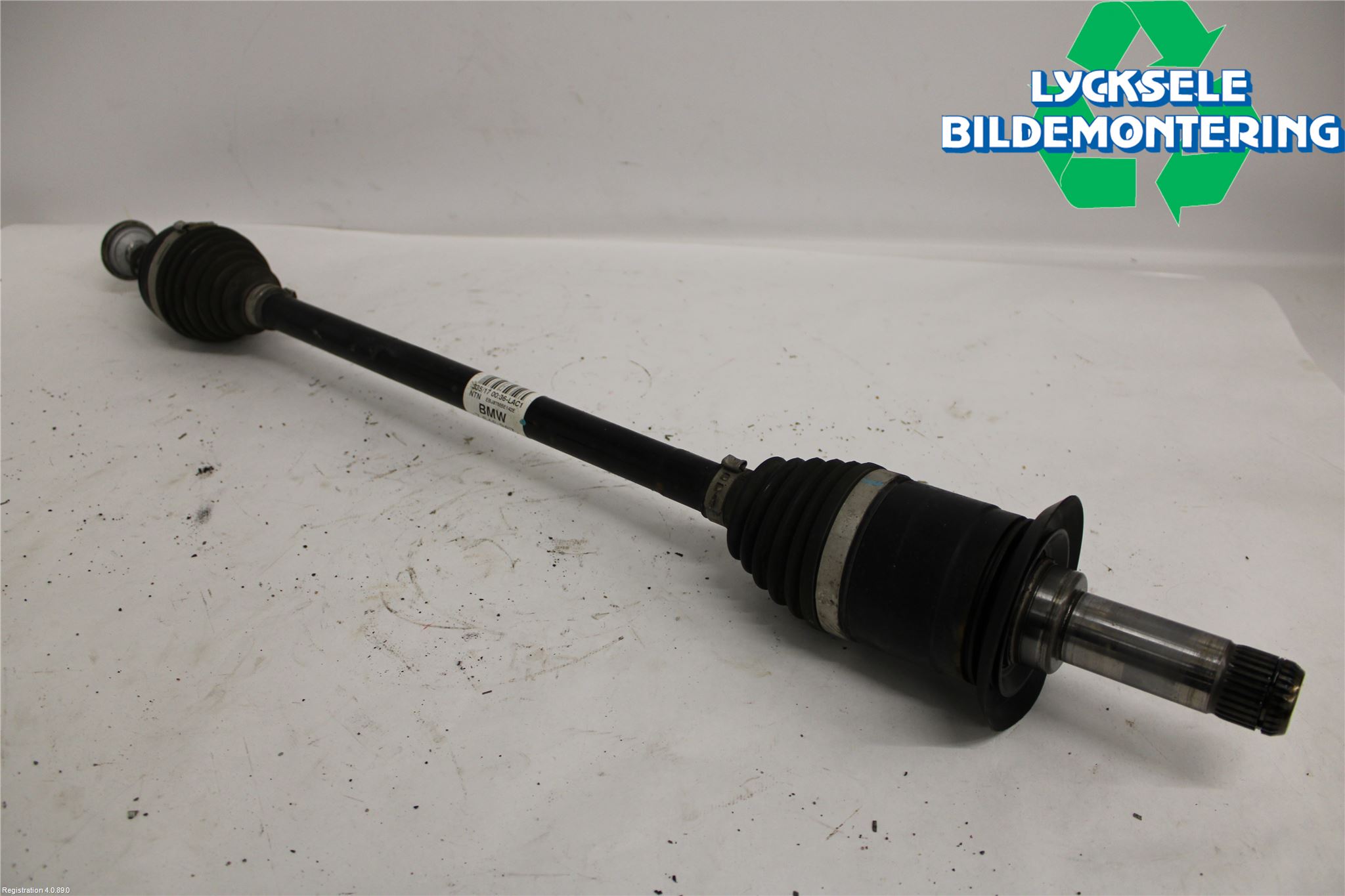 Mini COOPER CLUBMAN F54 16- Drivaxel Bak Vänster