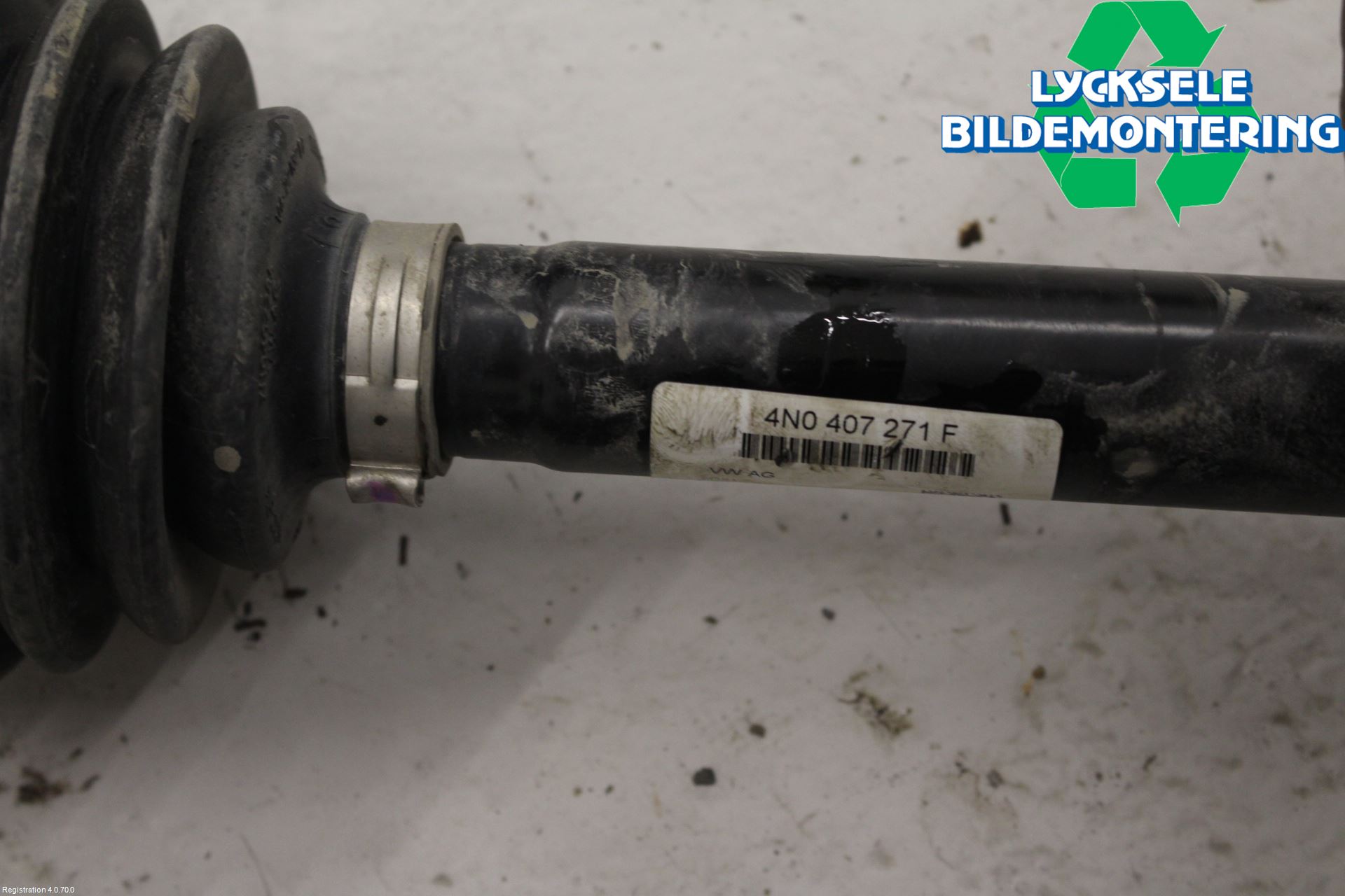 Audi A6 F2/C8 19- Drivaxel Fram Höger